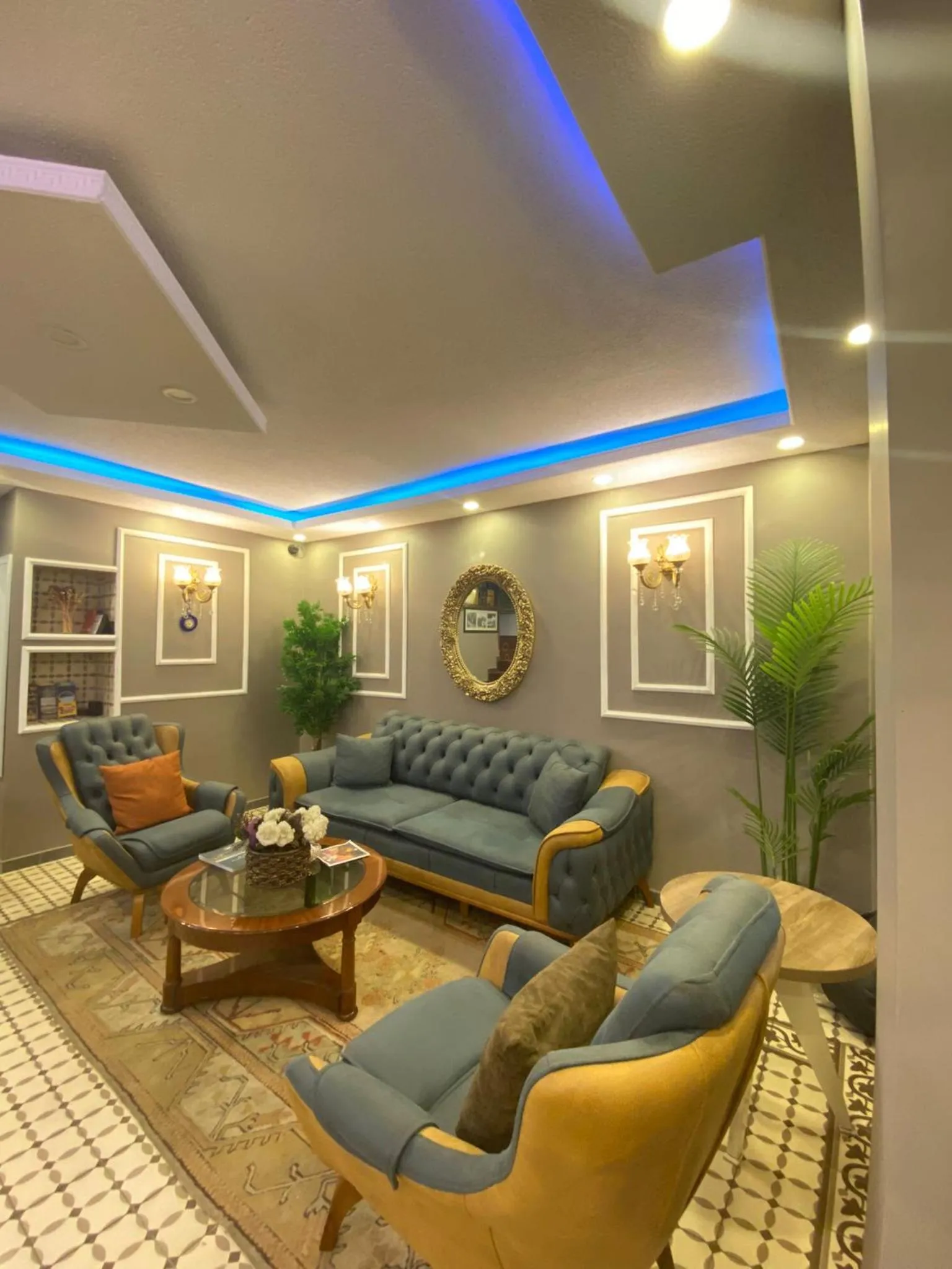 Lobby or reception in İSTA Golden Palace Hotel