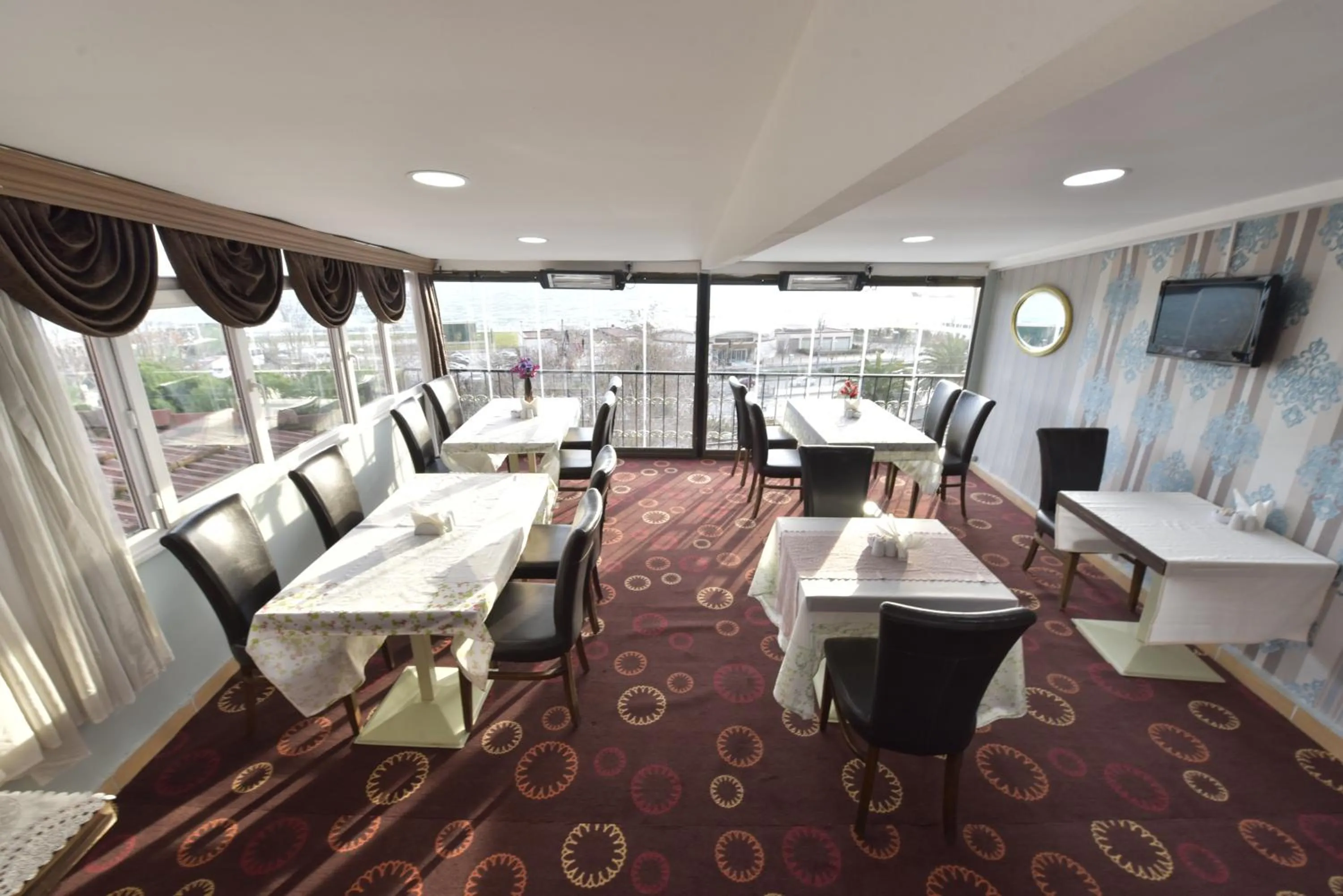 Property building in İSTA Golden Palace Hotel