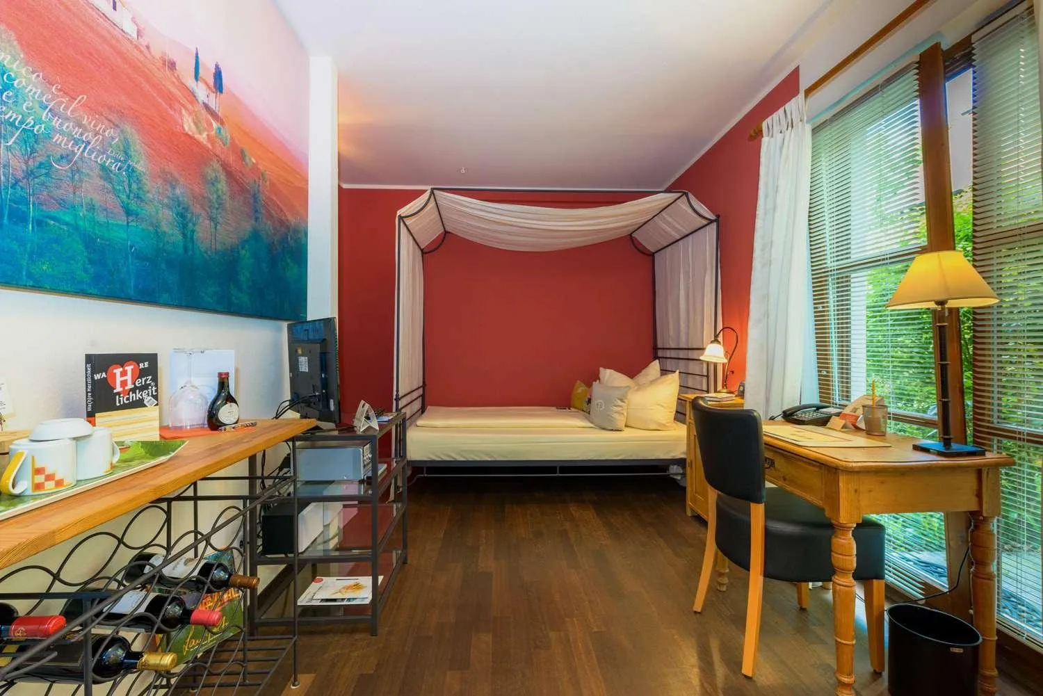 Bedroom, Bed in Hotel Schindlerhof