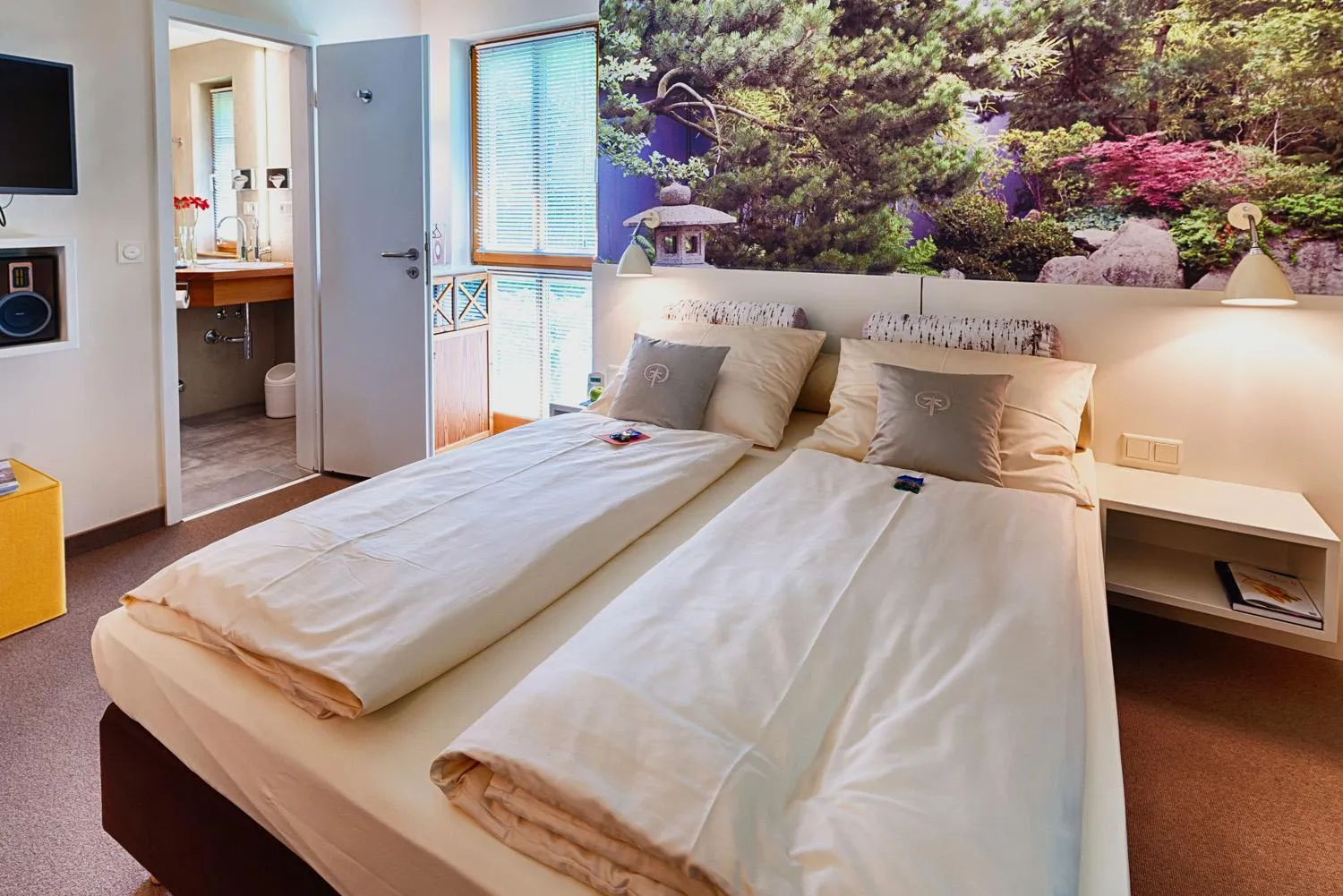 Bed in Hotel Schindlerhof