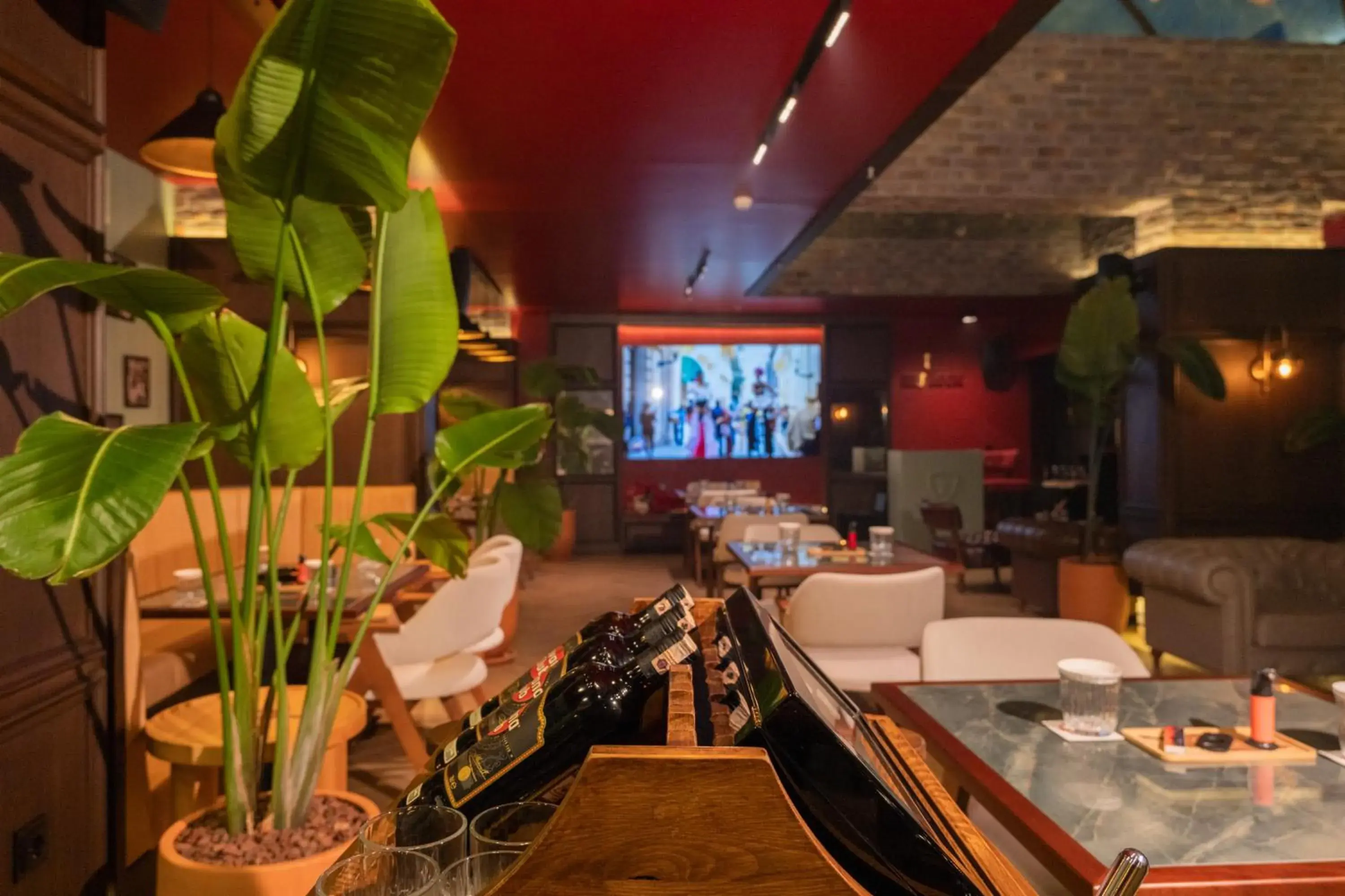 Lounge or bar in Best Western Plus Khan Hotel Lounge or bar in Best Western Plus Khan Hotel