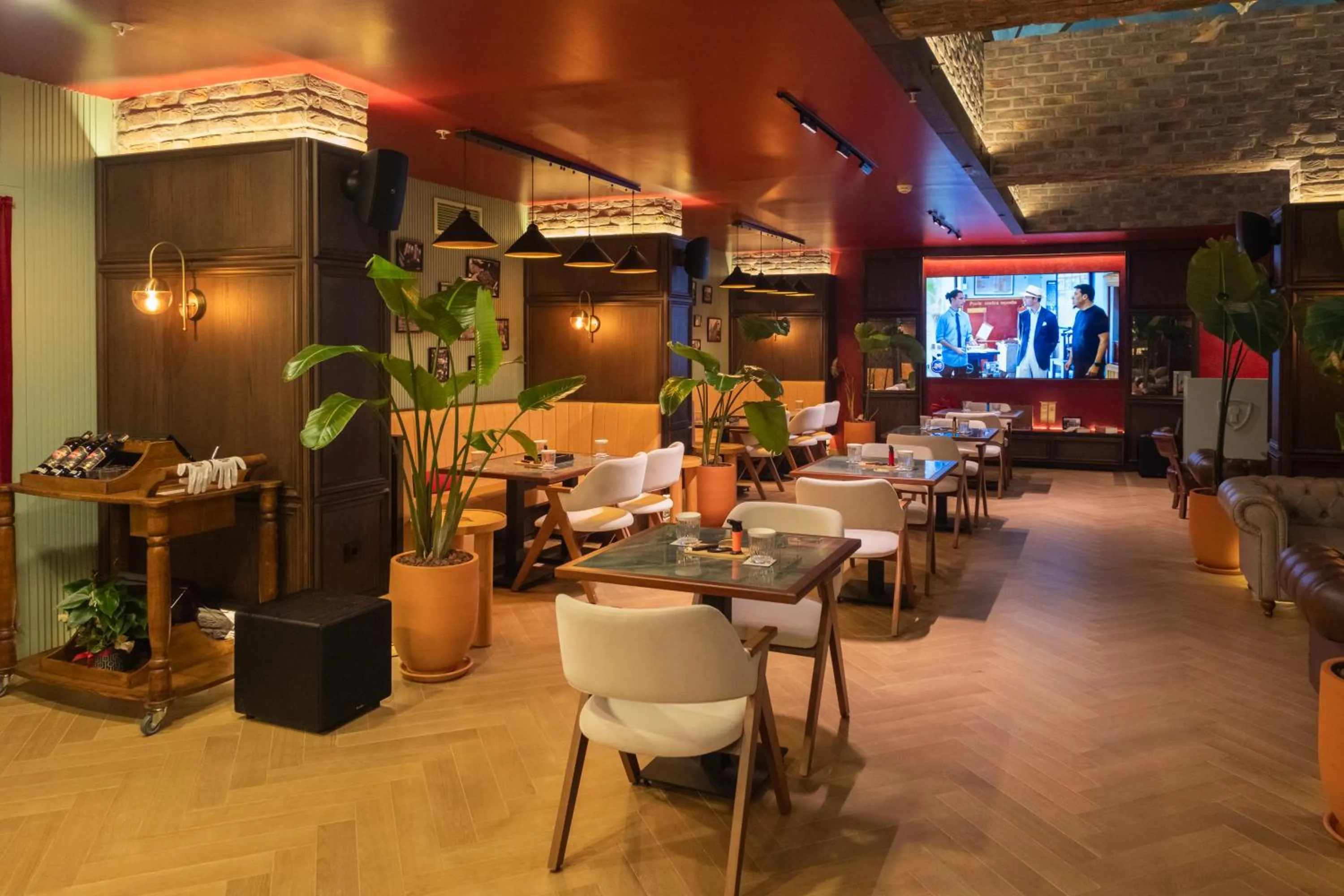 Lounge or bar in Best Western Plus Khan Hotel