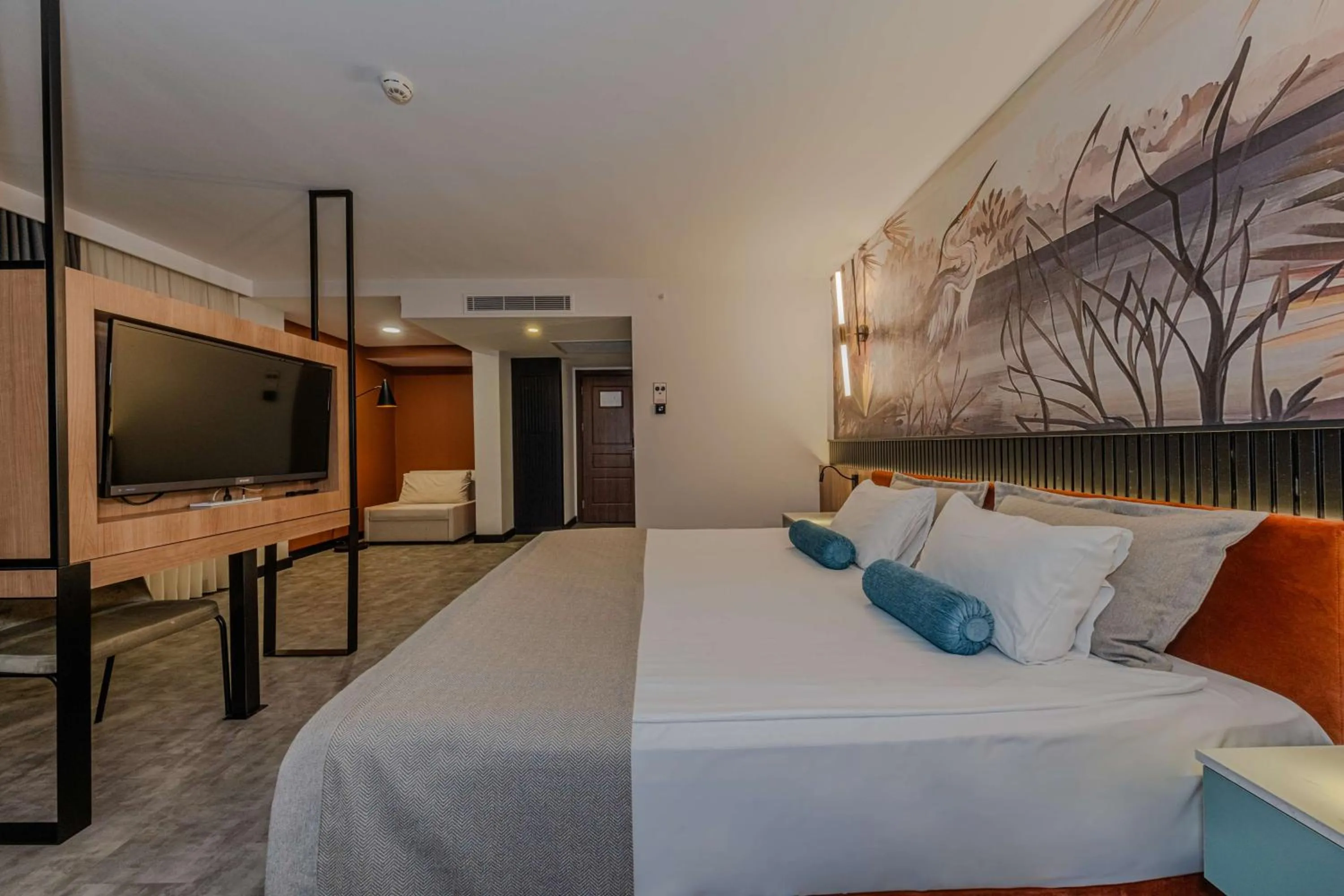 Bedroom, Bed in Best Western Plus Khan Hotel