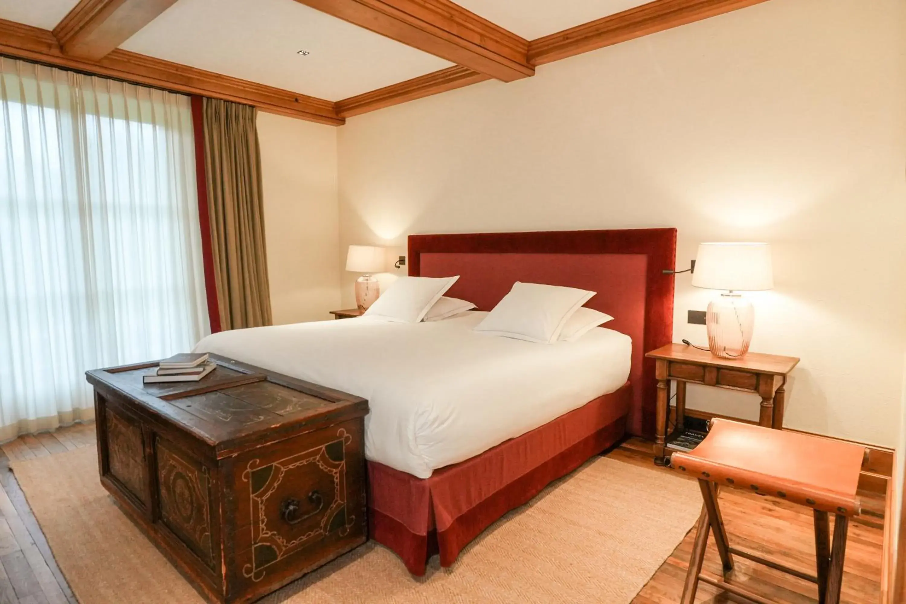 Pavillon Double or Twin Room in Hostellerie De Levernois Pavillon Double or Twin Room in Hostellerie De Levernois