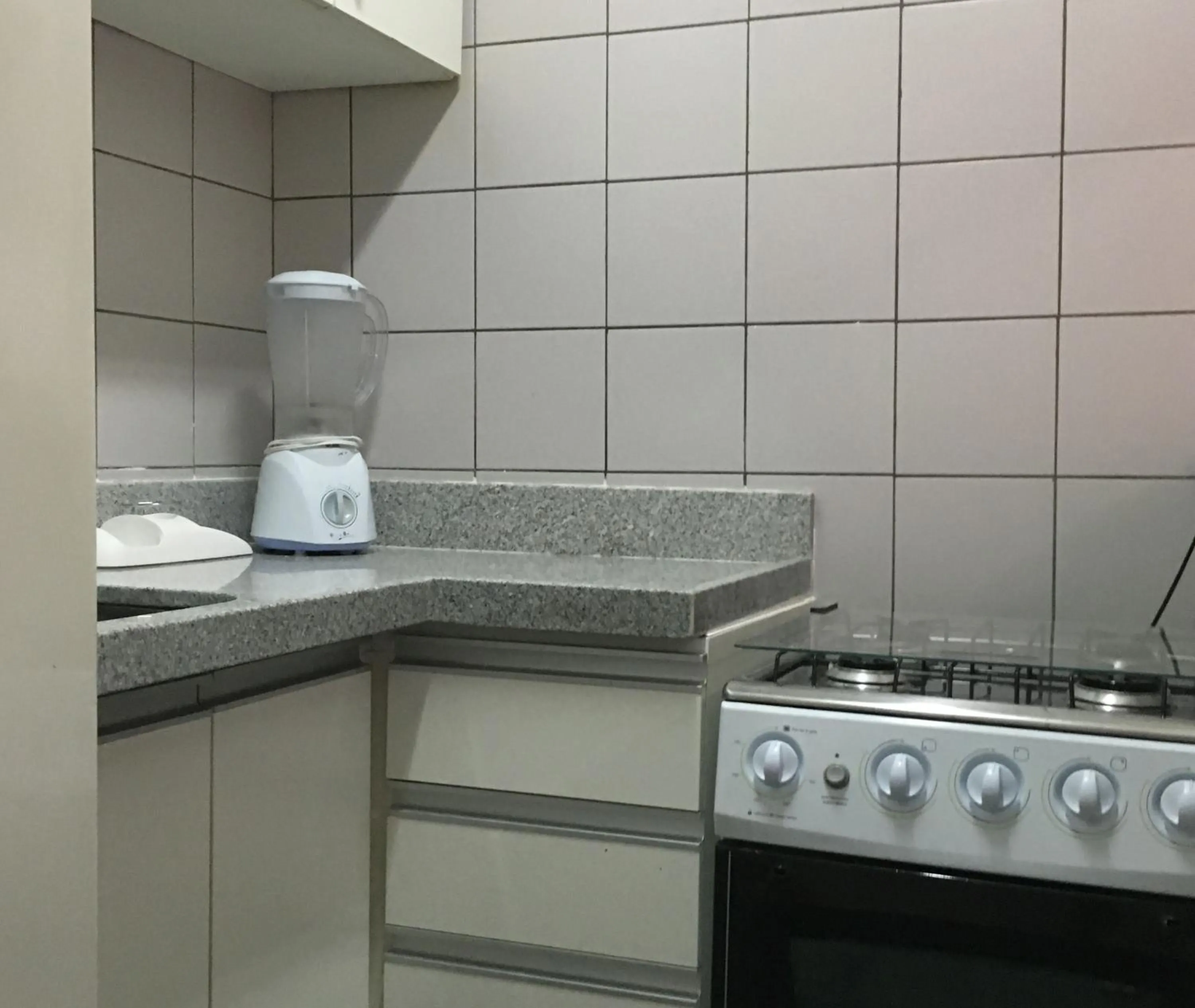 Dining area in Luzon Flat Meireles Praia