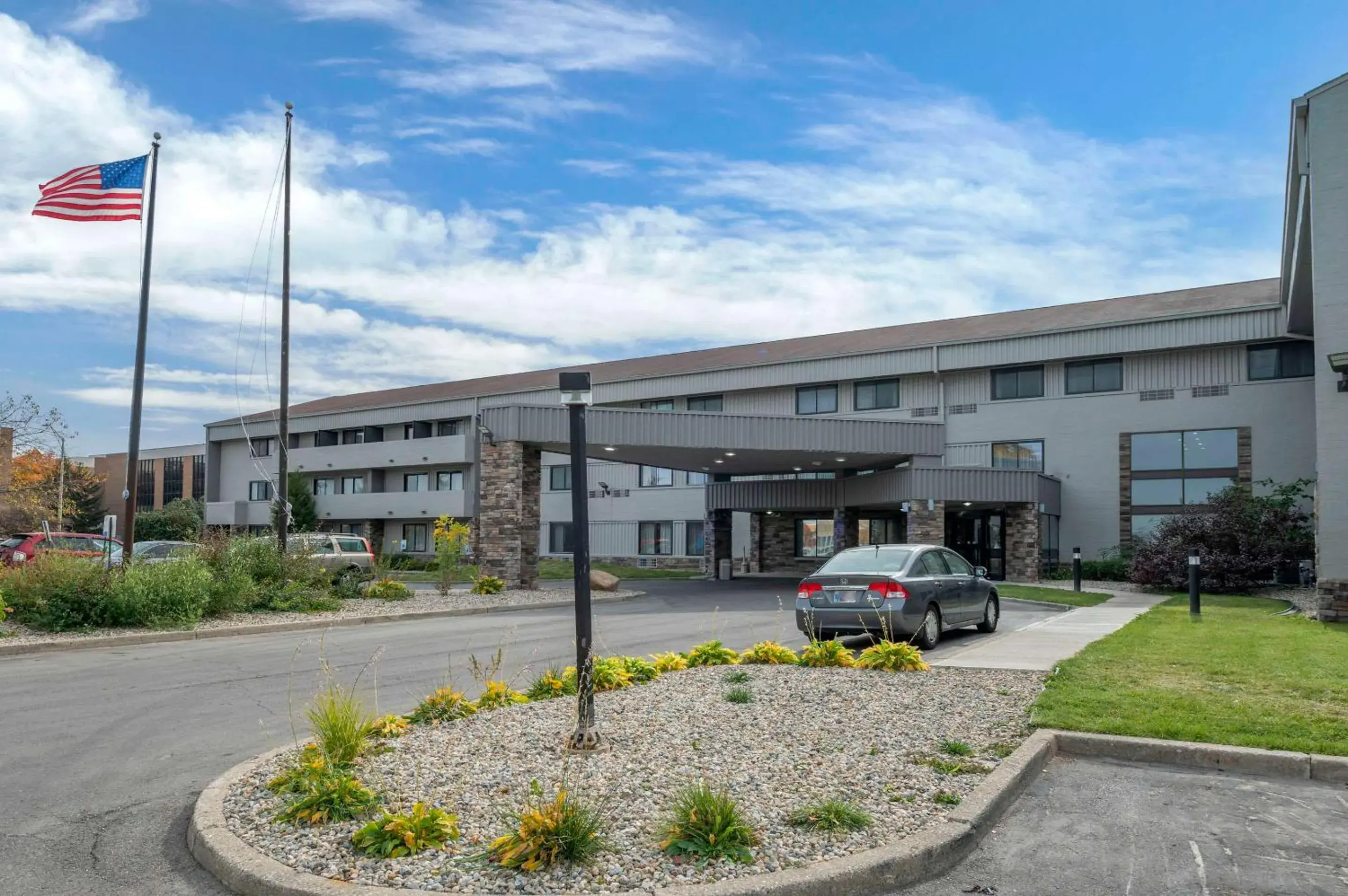 Property building in Comfort Inn & Suites North at the Pyramids Property building in Comfort Inn & Suites North at the Pyramids