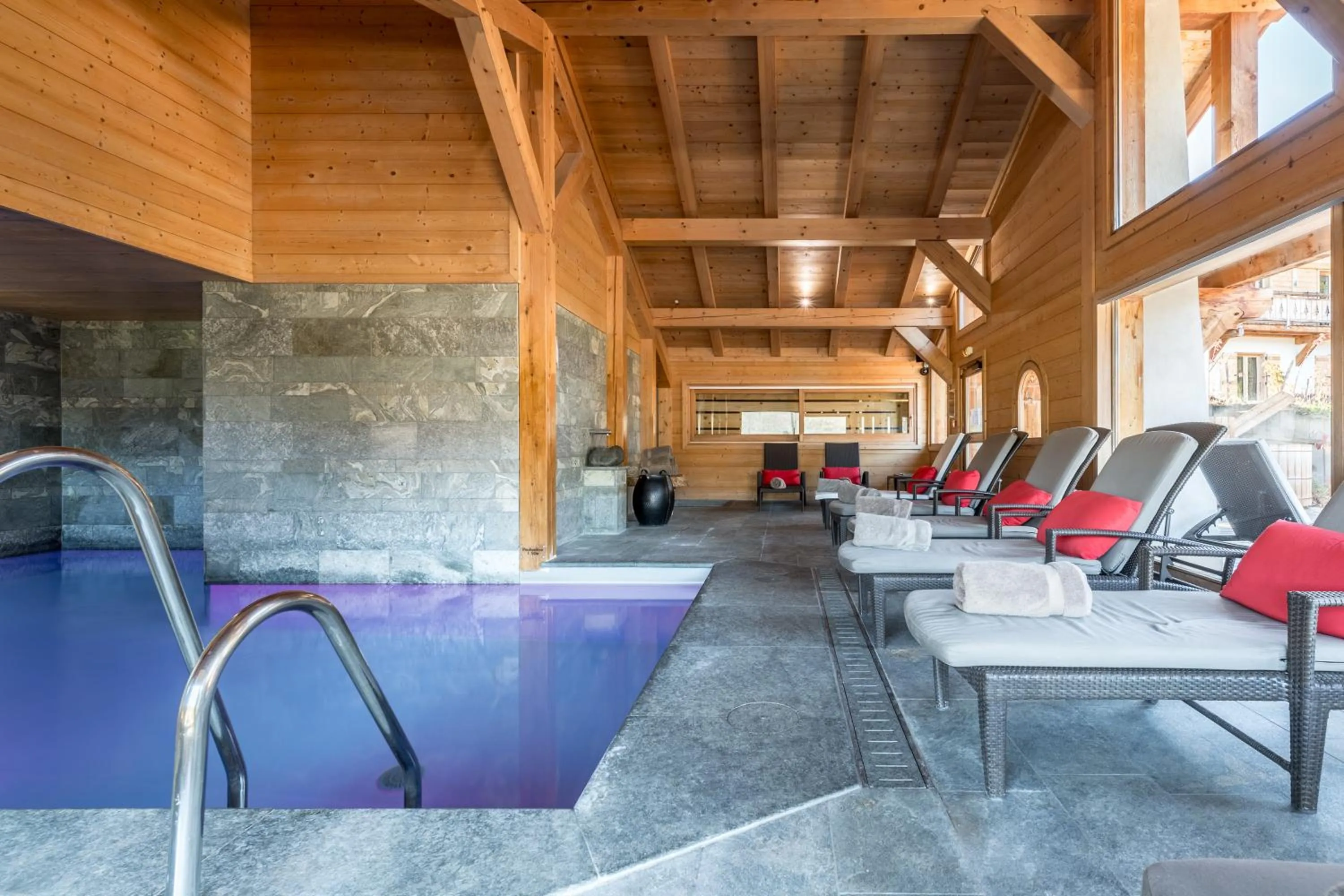 Property building in Flocons de Sel - Relais & Chateaux