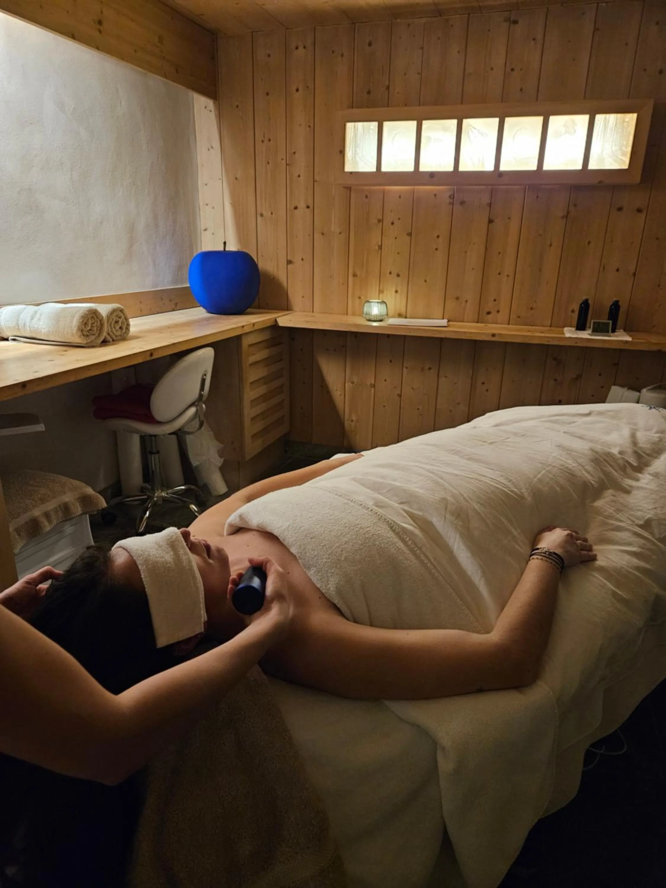 Spa and wellness centre/facilities in Flocons de Sel - Relais & Chateaux