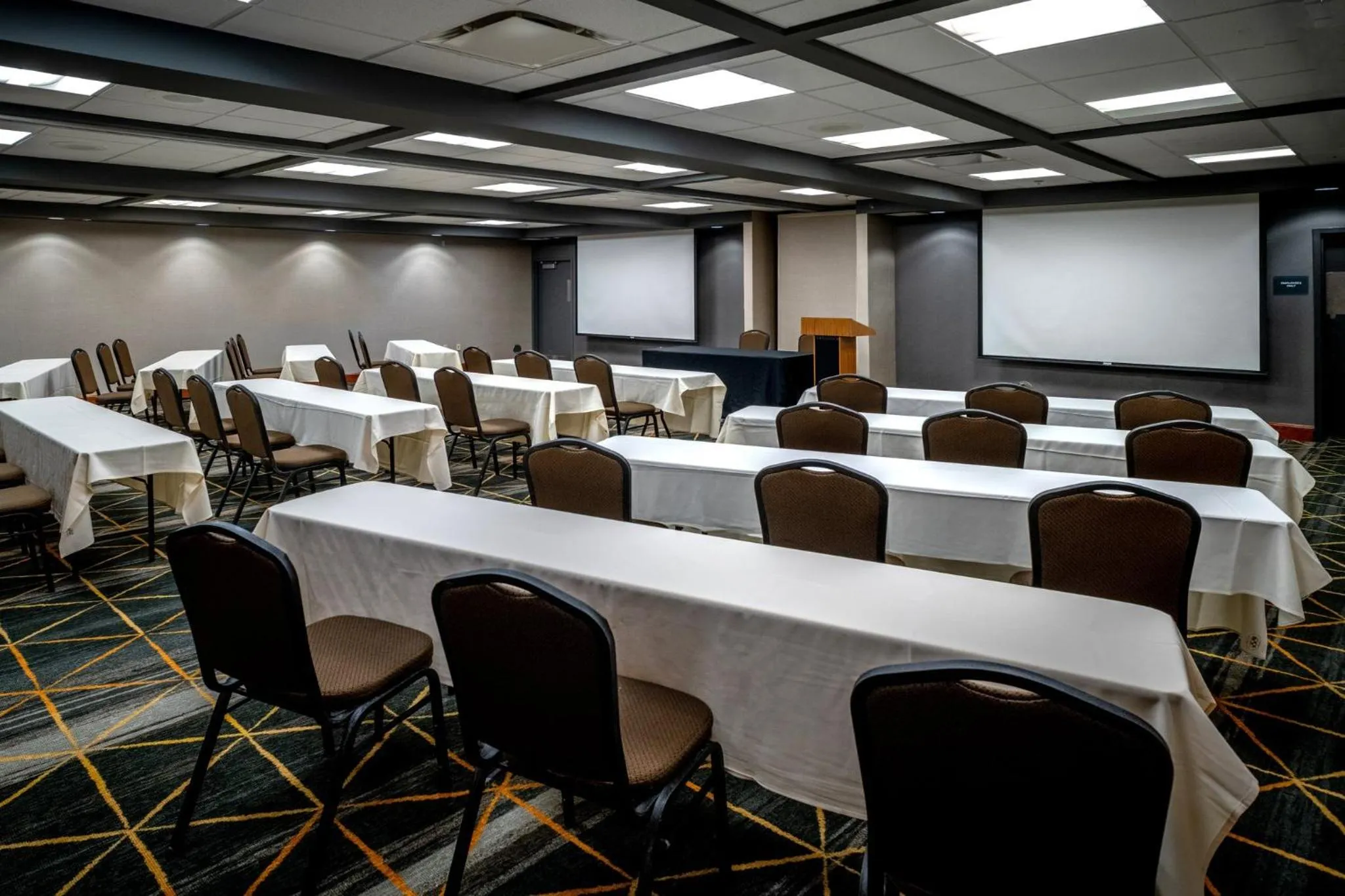 Meeting/conference room in Holiday Inn Hotel & Suites Beckley by IHG