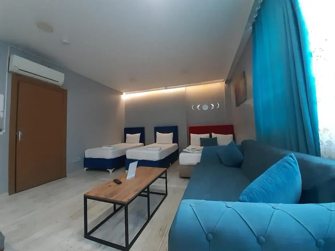 Bed in 216 Turkuaz Suit Bed in 216 Turkuaz Suit