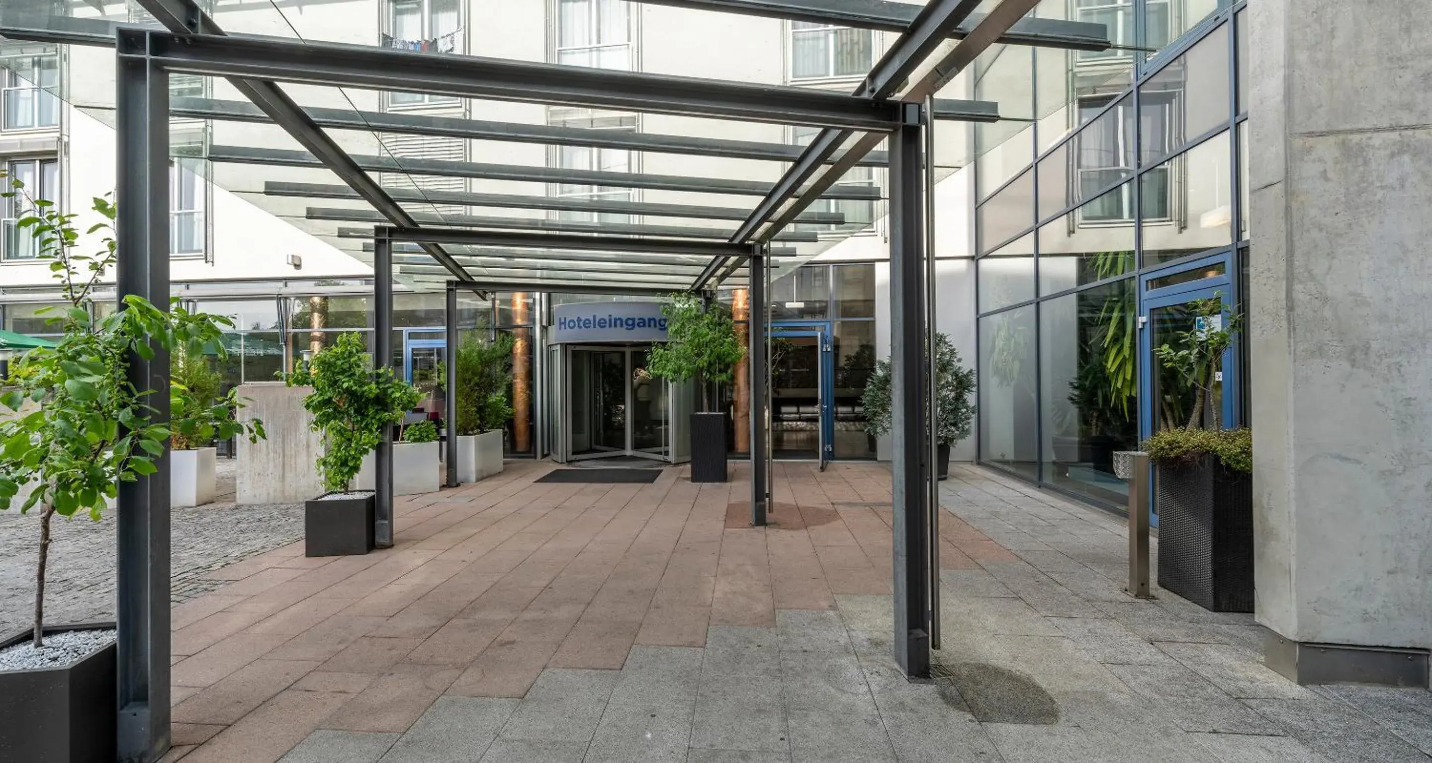 Facade/entrance in PLAZA INN Stuttgart-Ditzingen Facade/entrance in PLAZA INN Stuttgart-Ditzingen