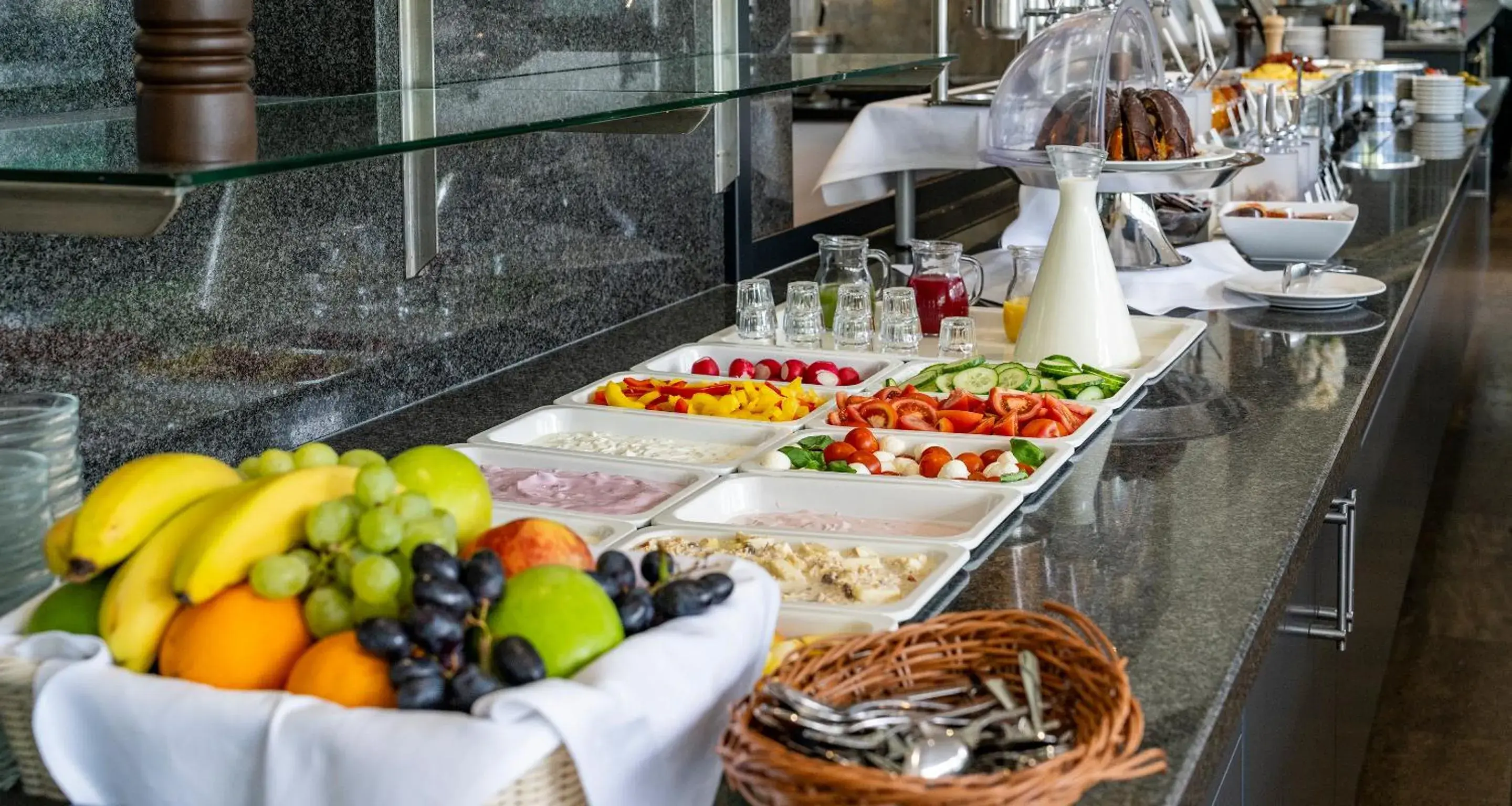 Buffet breakfast in PLAZA INN Stuttgart-Ditzingen Buffet breakfast in PLAZA INN Stuttgart-Ditzingen