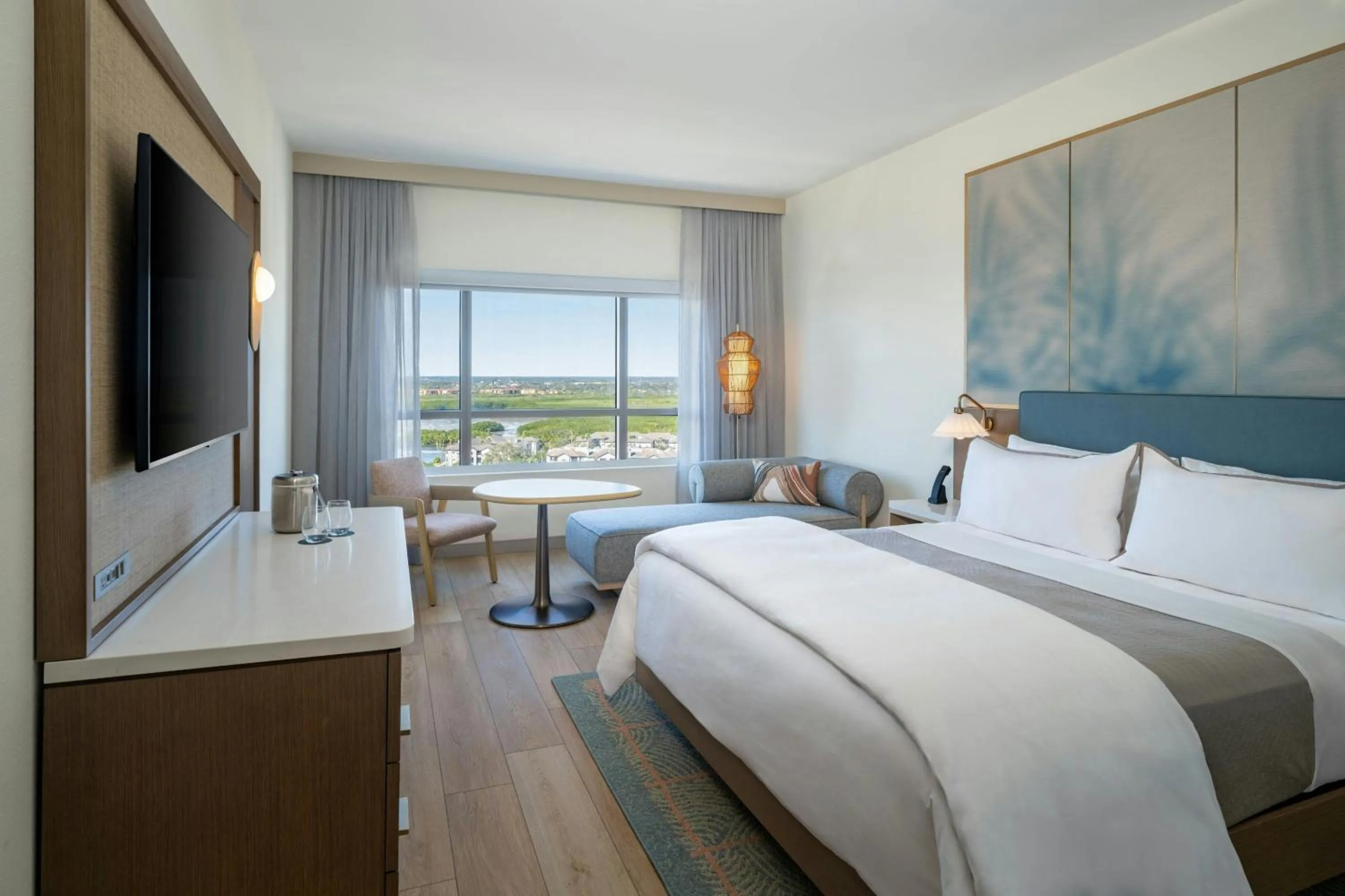 Photo of the whole room, Bed in The Westin Tampa Bay