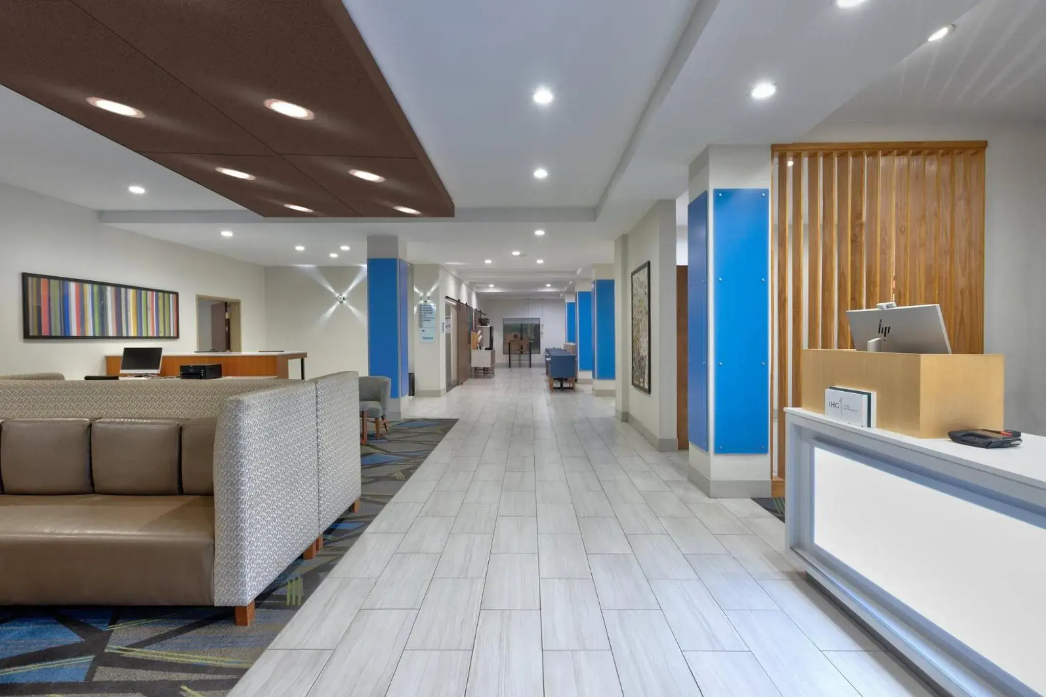 Property building in Holiday Inn Express Hotel & Suites Amarillo South by IHG Property building in Holiday Inn Express Hotel & Suites Amarillo South by IHG