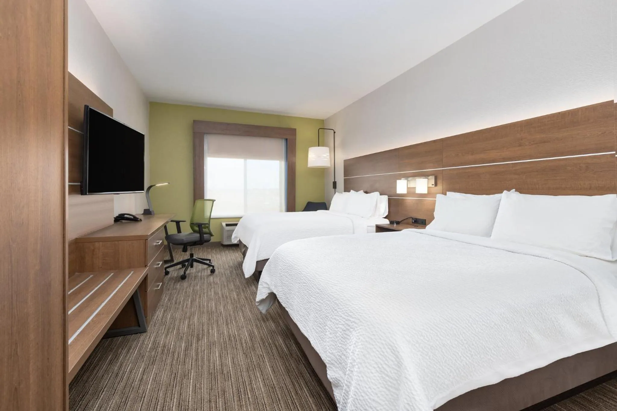 Photo of the whole room, Bed in Holiday Inn Express Hotel & Suites Amarillo South by IHG