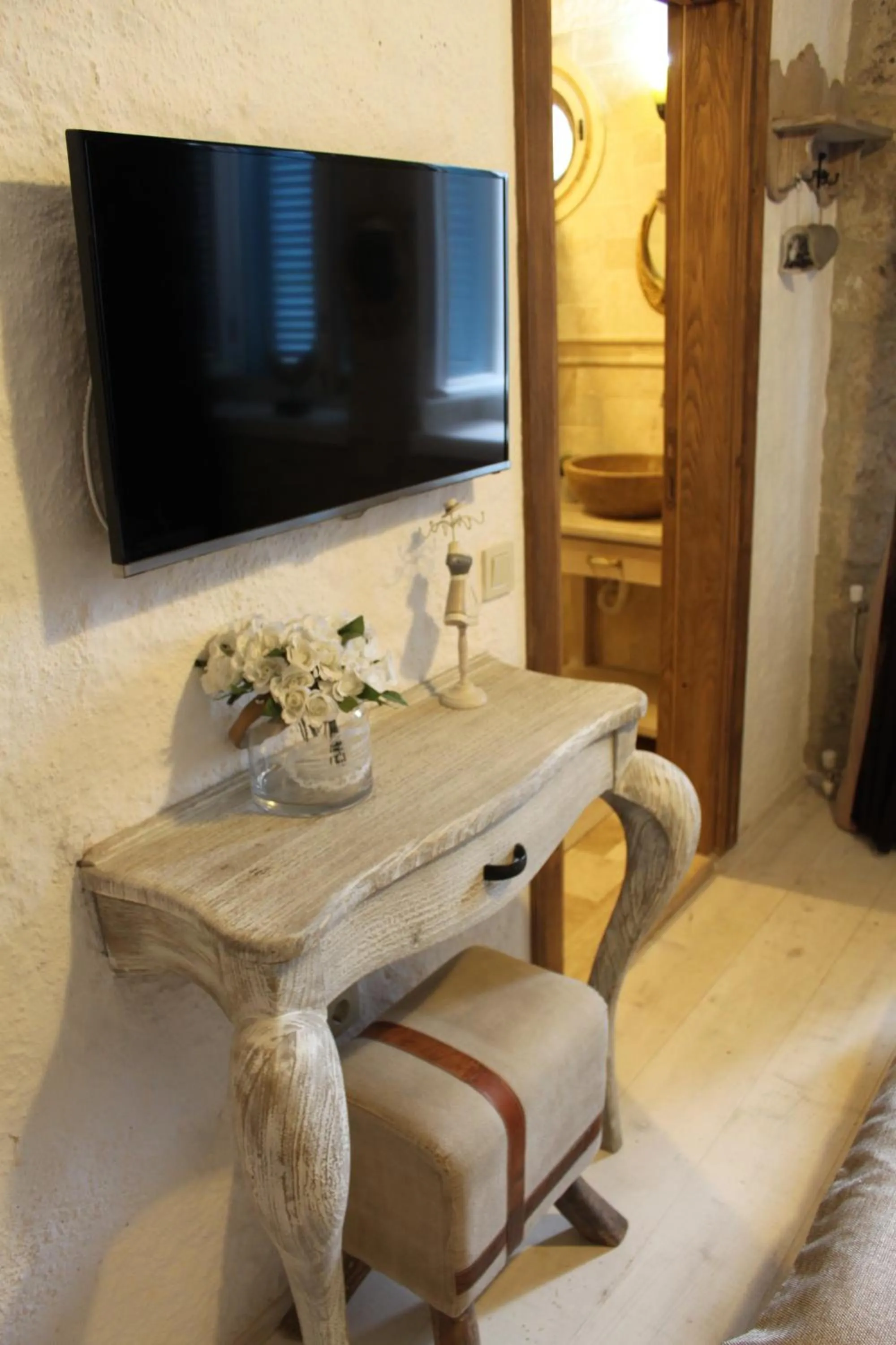 TV and multimedia in Cocopalm Boutique Hotel Alaçatı