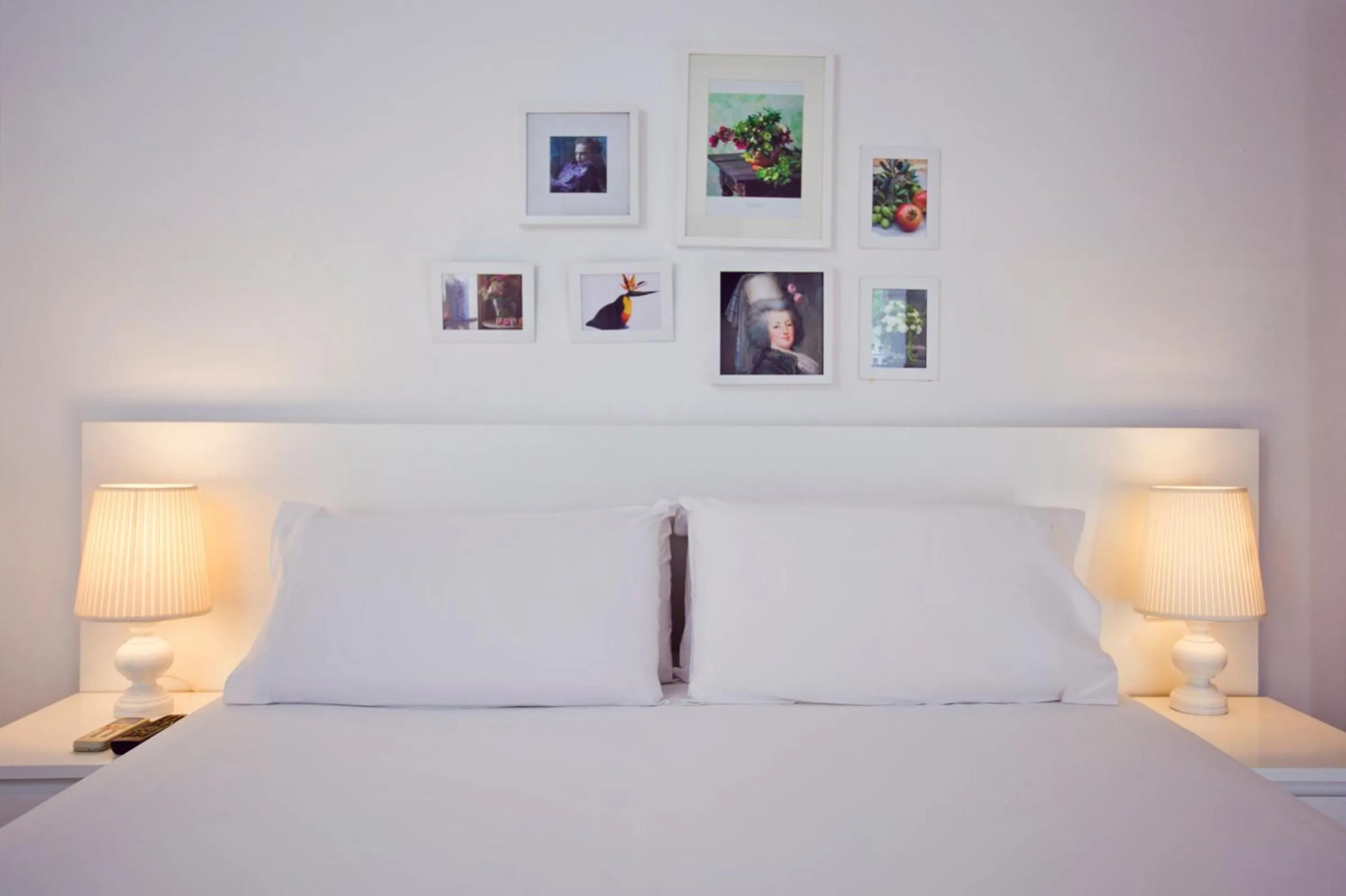 Bed in Ramblas Apartments