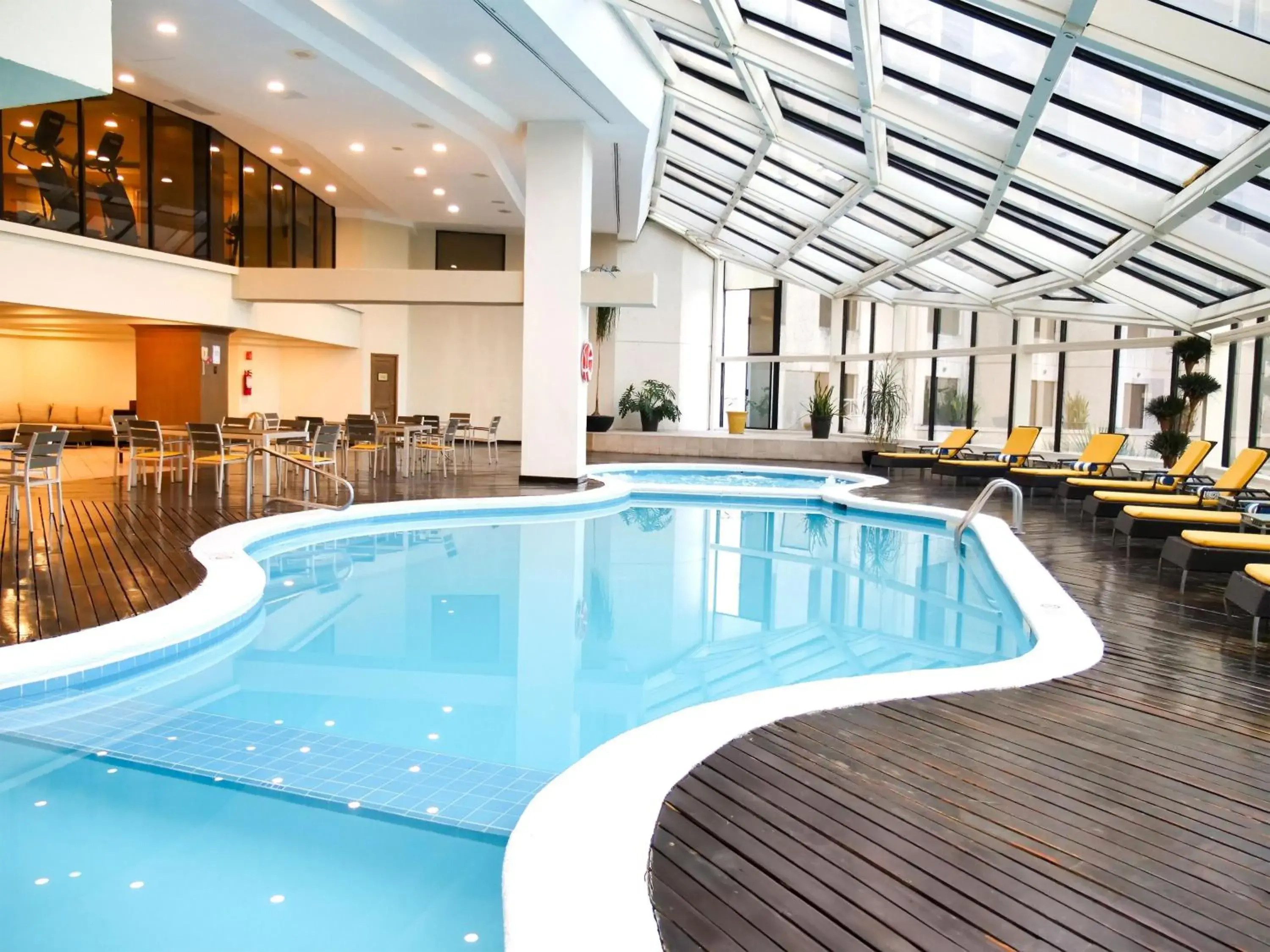 Pool view in MS Milenium Monterrey Curio Collection by Hilton Pool view in MS Milenium Monterrey Curio Collection by Hilton