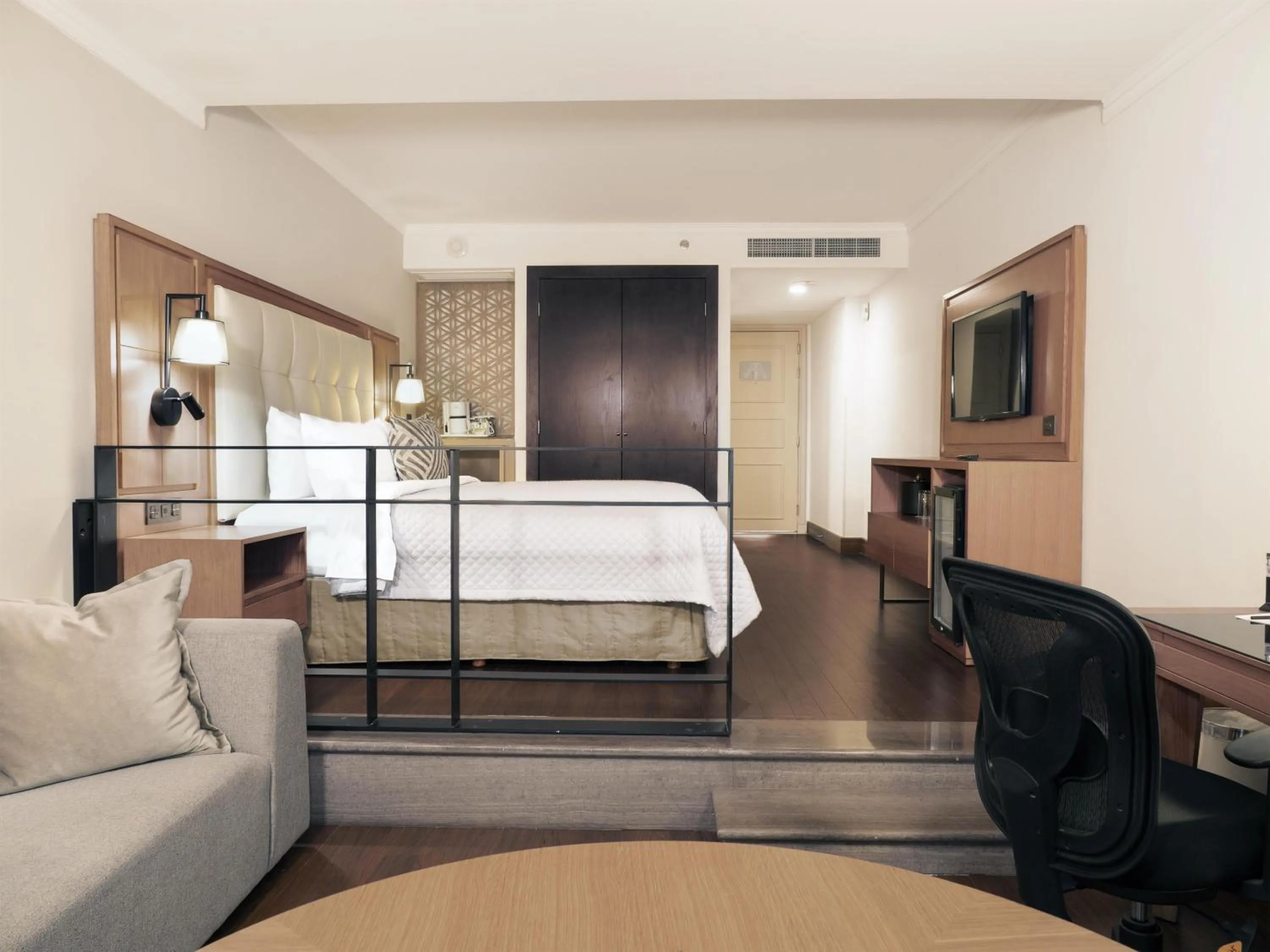 Bed in MS Milenium Monterrey Curio Collection by Hilton