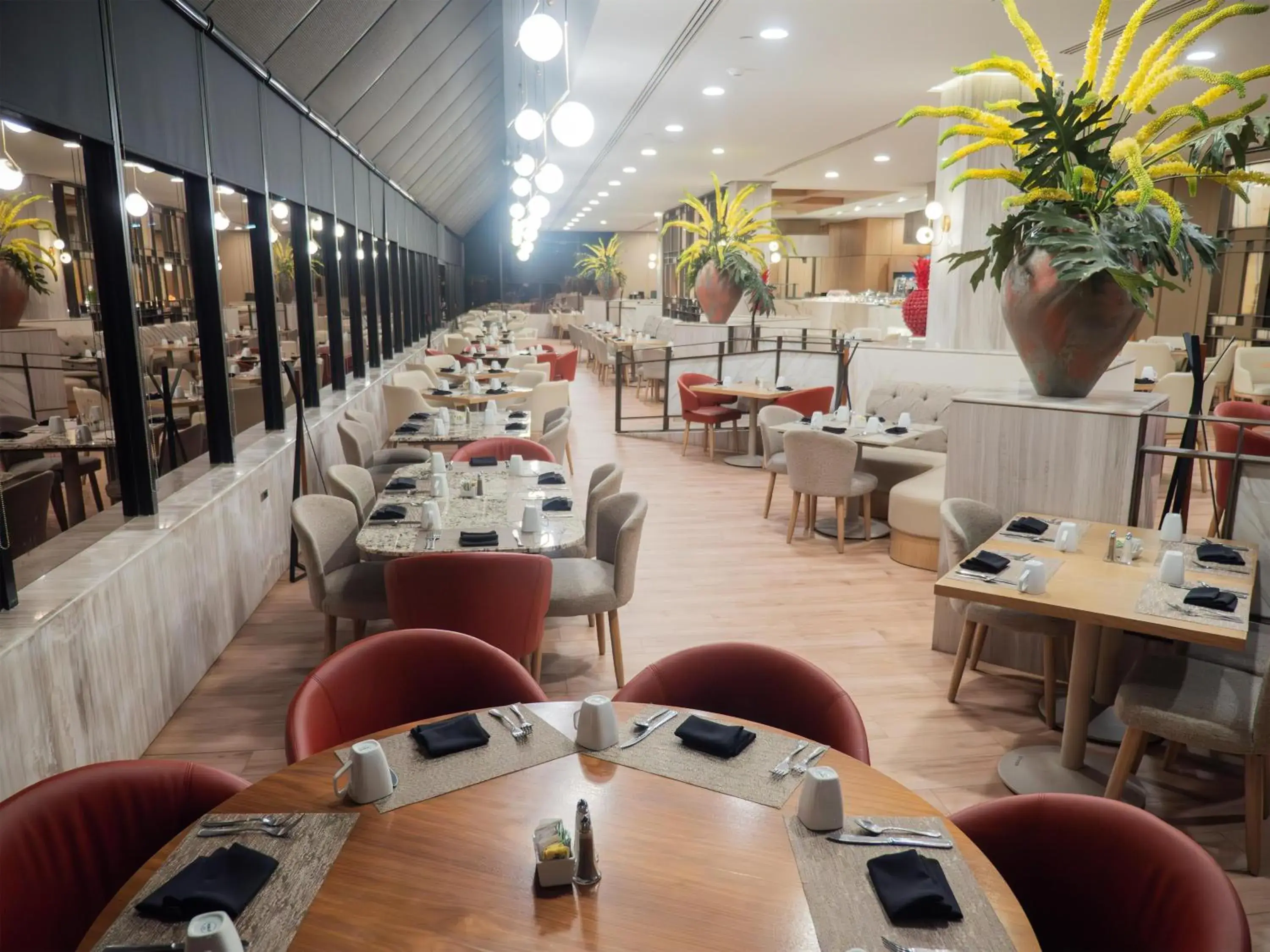 Restaurant/places to eat in MS Milenium Monterrey Curio Collection by Hilton Restaurant/places to eat in MS Milenium Monterrey Curio Collection by Hilton