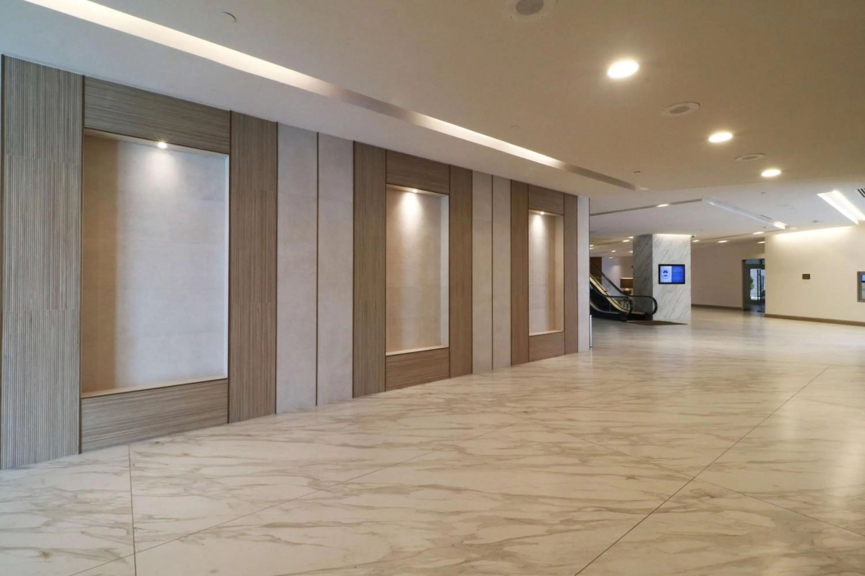 Lobby or reception in MS Milenium Monterrey Curio Collection by Hilton