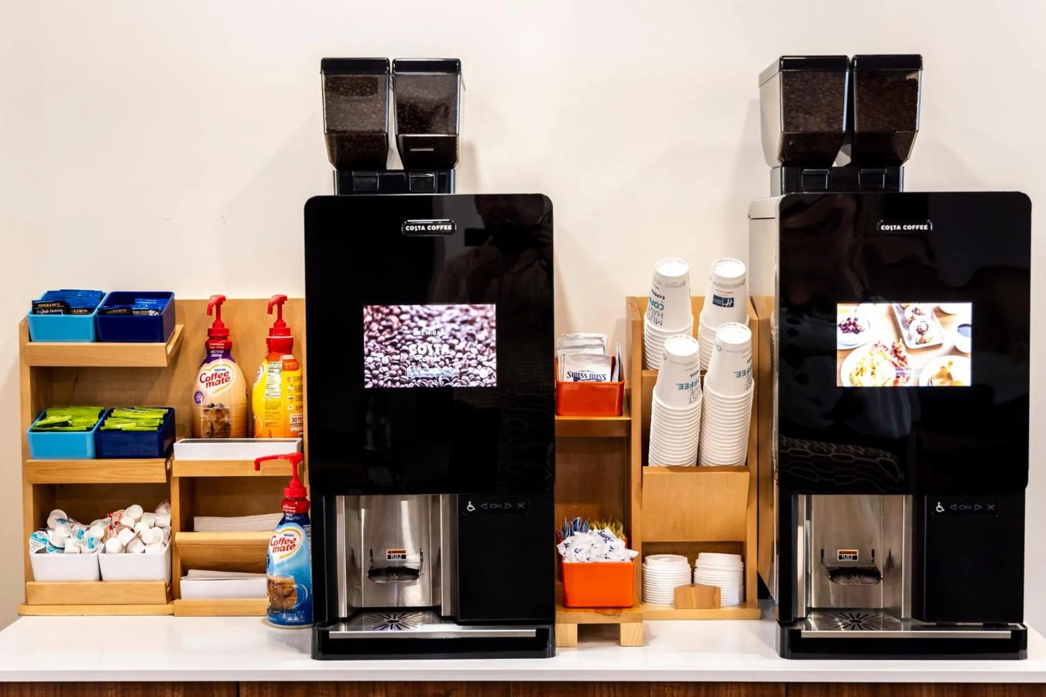 Bedroom in Holiday Inn Express Hotel & Suites Coralville by IHG
