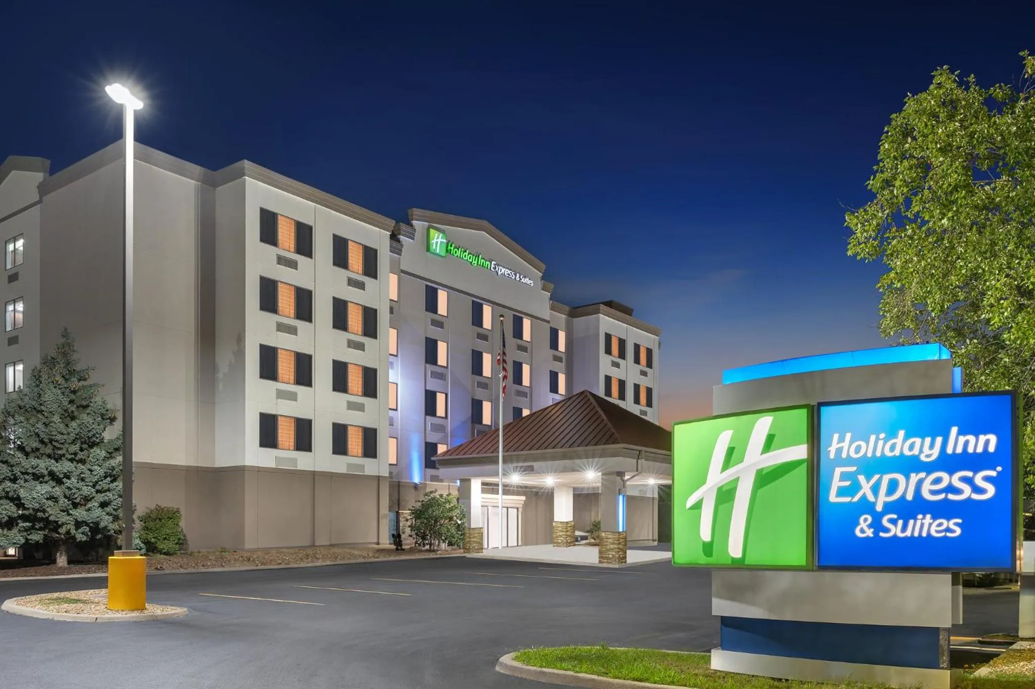Property building in Holiday Inn Express Hotel & Suites Coralville by IHG