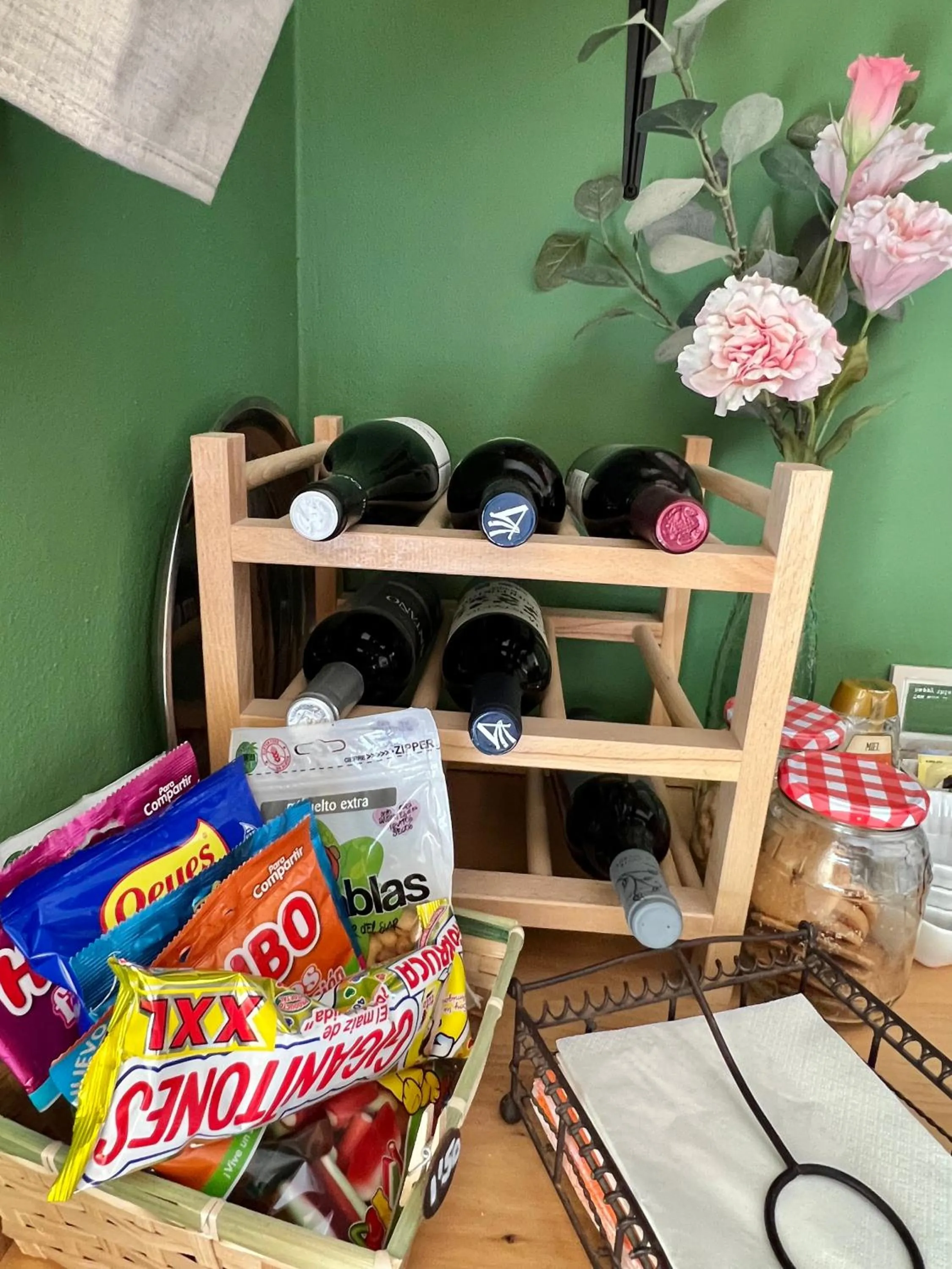 Restaurant/places to eat, Bed in Villa Ignacia B&B - Naturaleza entre Ronda & Setenil