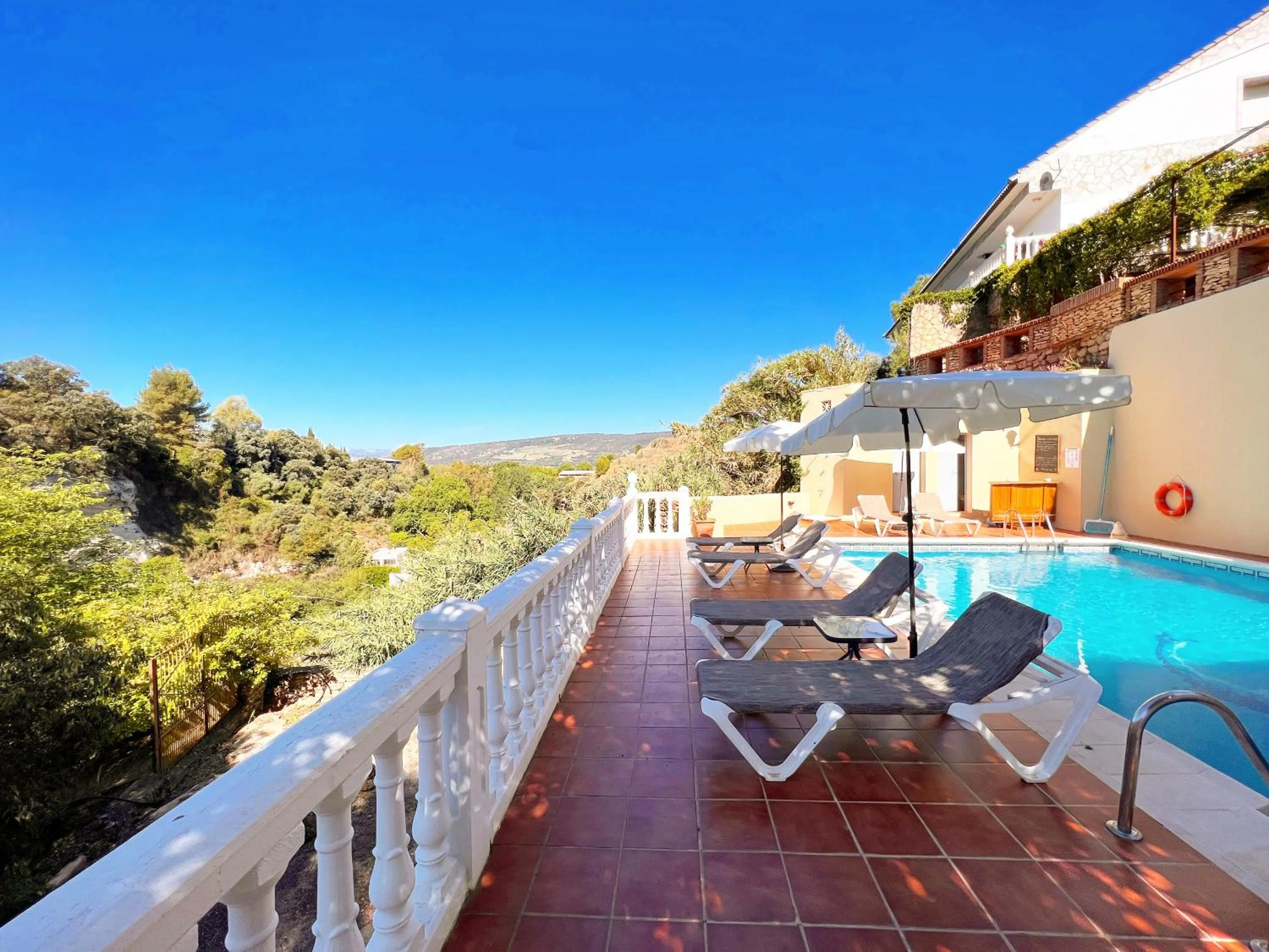 Pool view in Villa Ignacia B&B - Naturaleza entre Ronda & Setenil