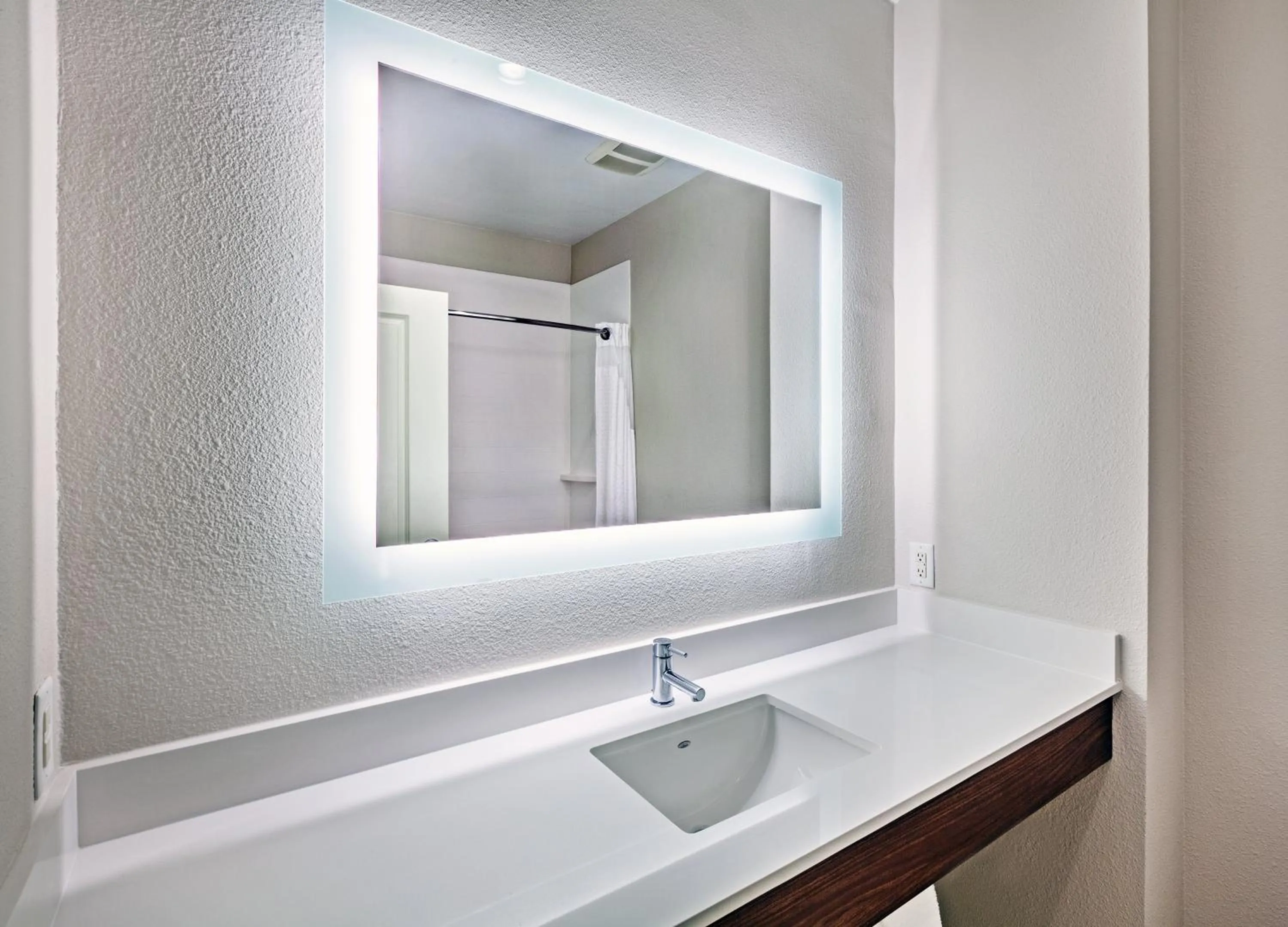 Bathroom in Holiday Inn Express Hotel & Suites Port Arthur