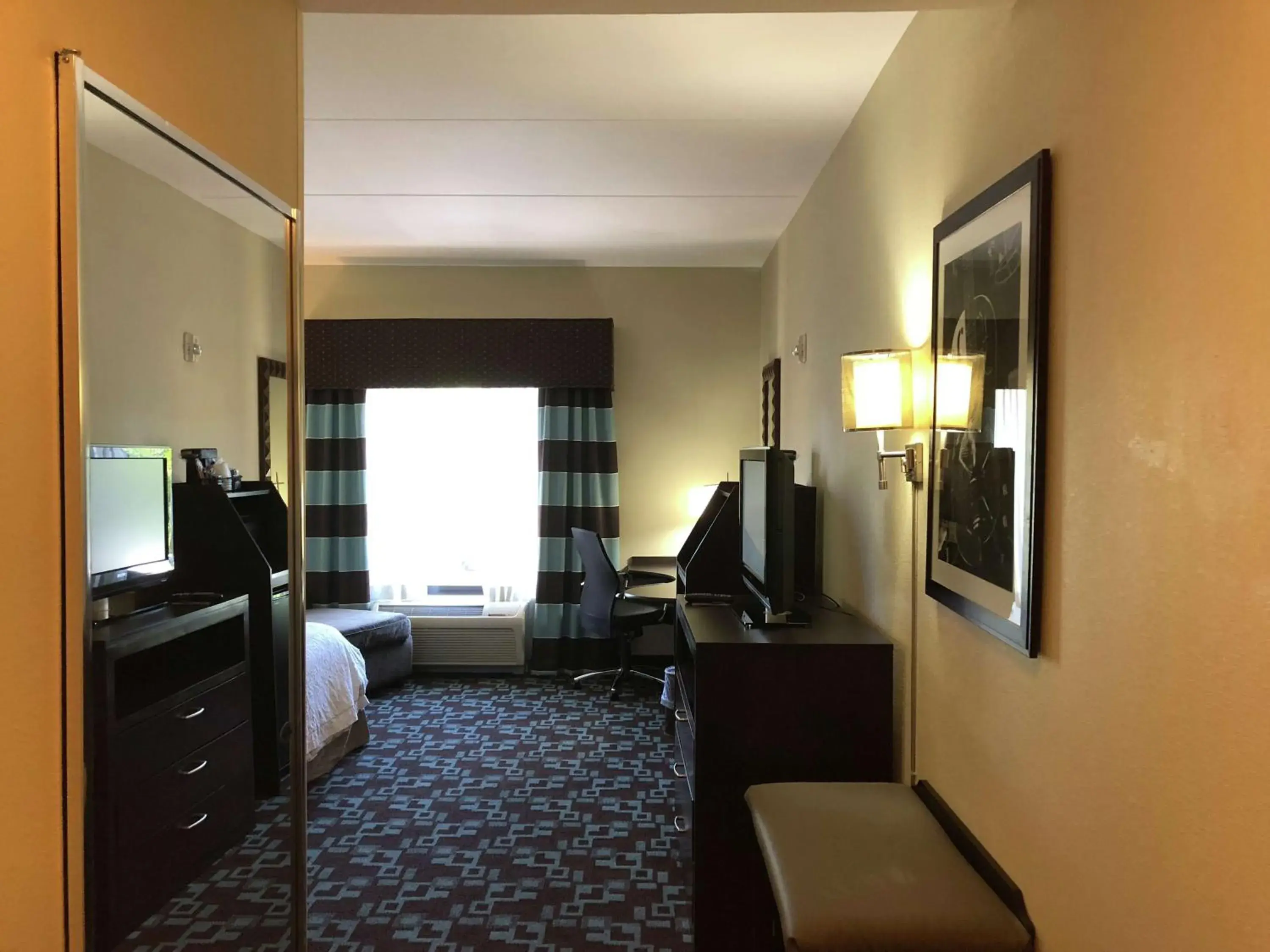 Bedroom in Hampton Inn & Suites Nashville at Opryland Bedroom in Hampton Inn & Suites Nashville at Opryland