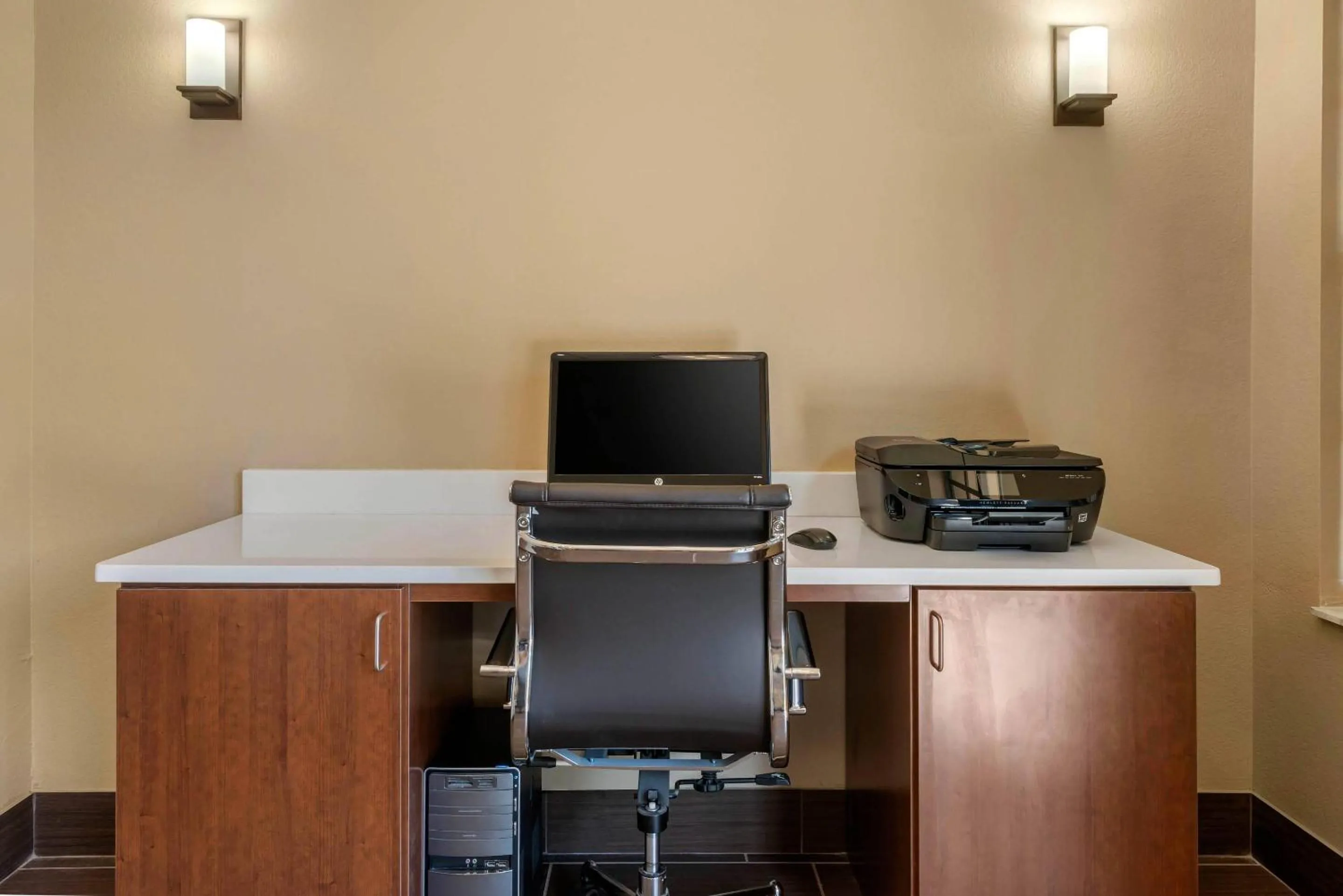 Business facilities in Comfort Inn Ocala Silver Springs