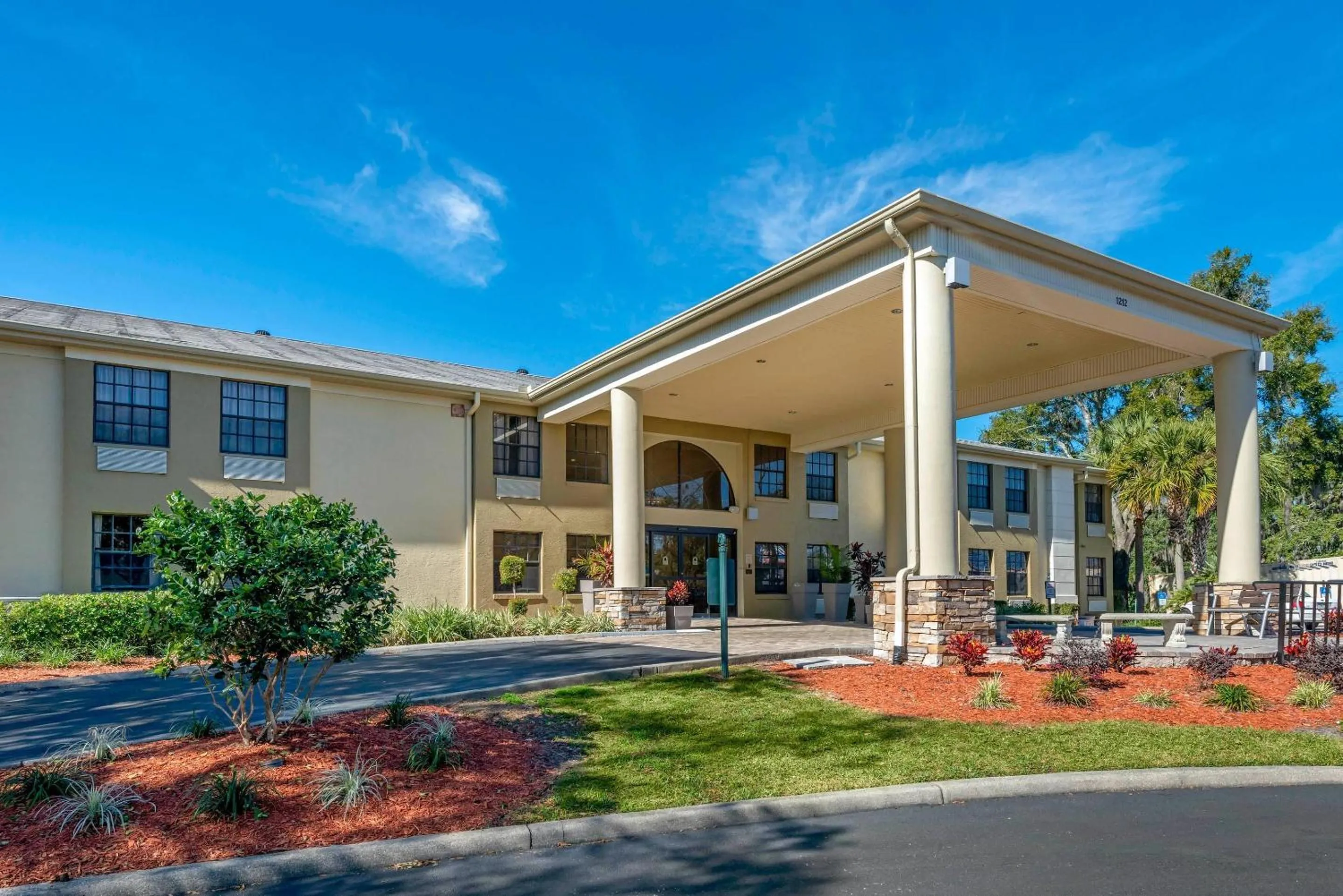 Property building in Comfort Inn Ocala Silver Springs