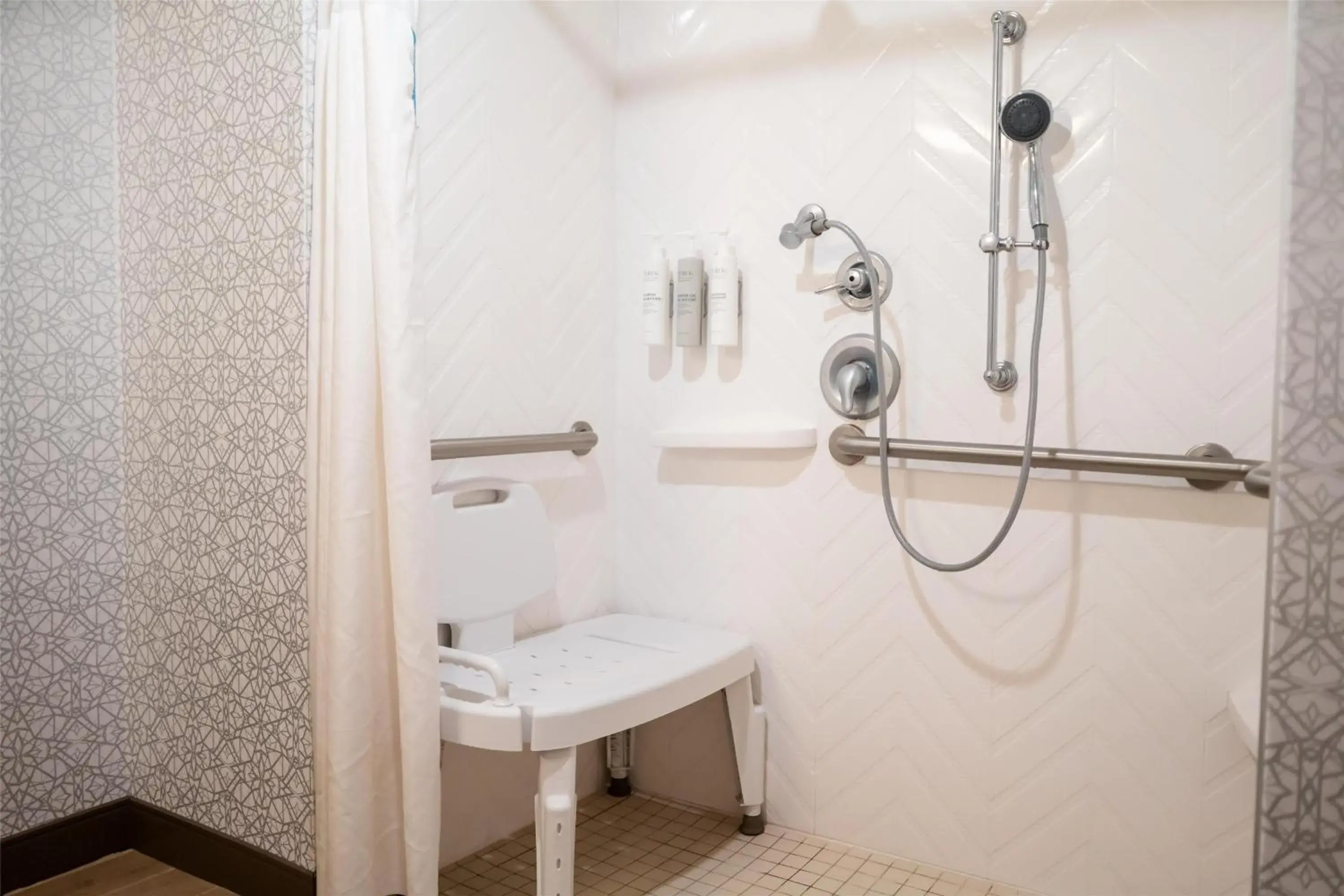 Bathroom in Hampton Inn Gonzales Bathroom in Hampton Inn Gonzales