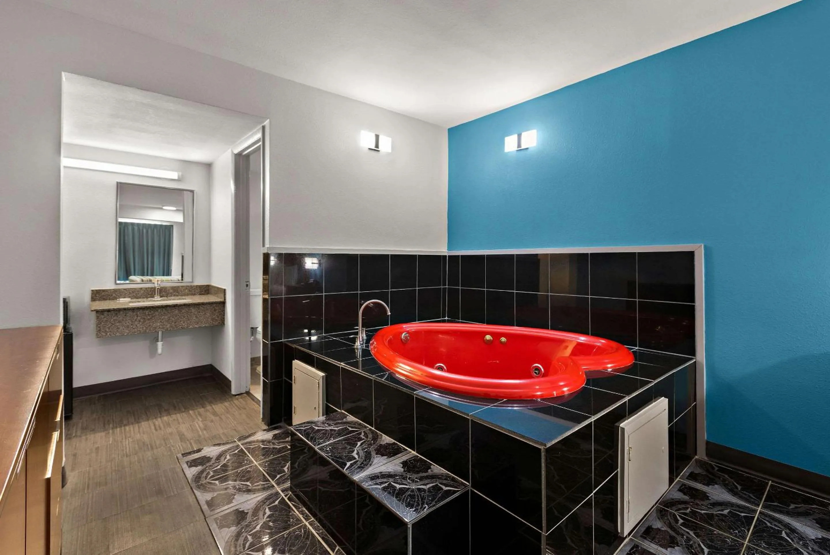 Bedroom in Rodeway Inn Commerce