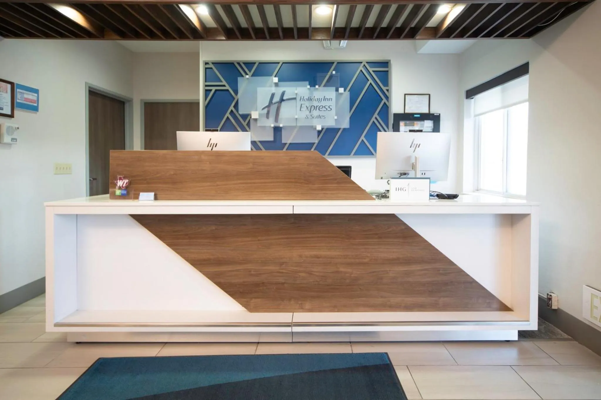 Property building in Holiday Inn Express - Canyon by IHG