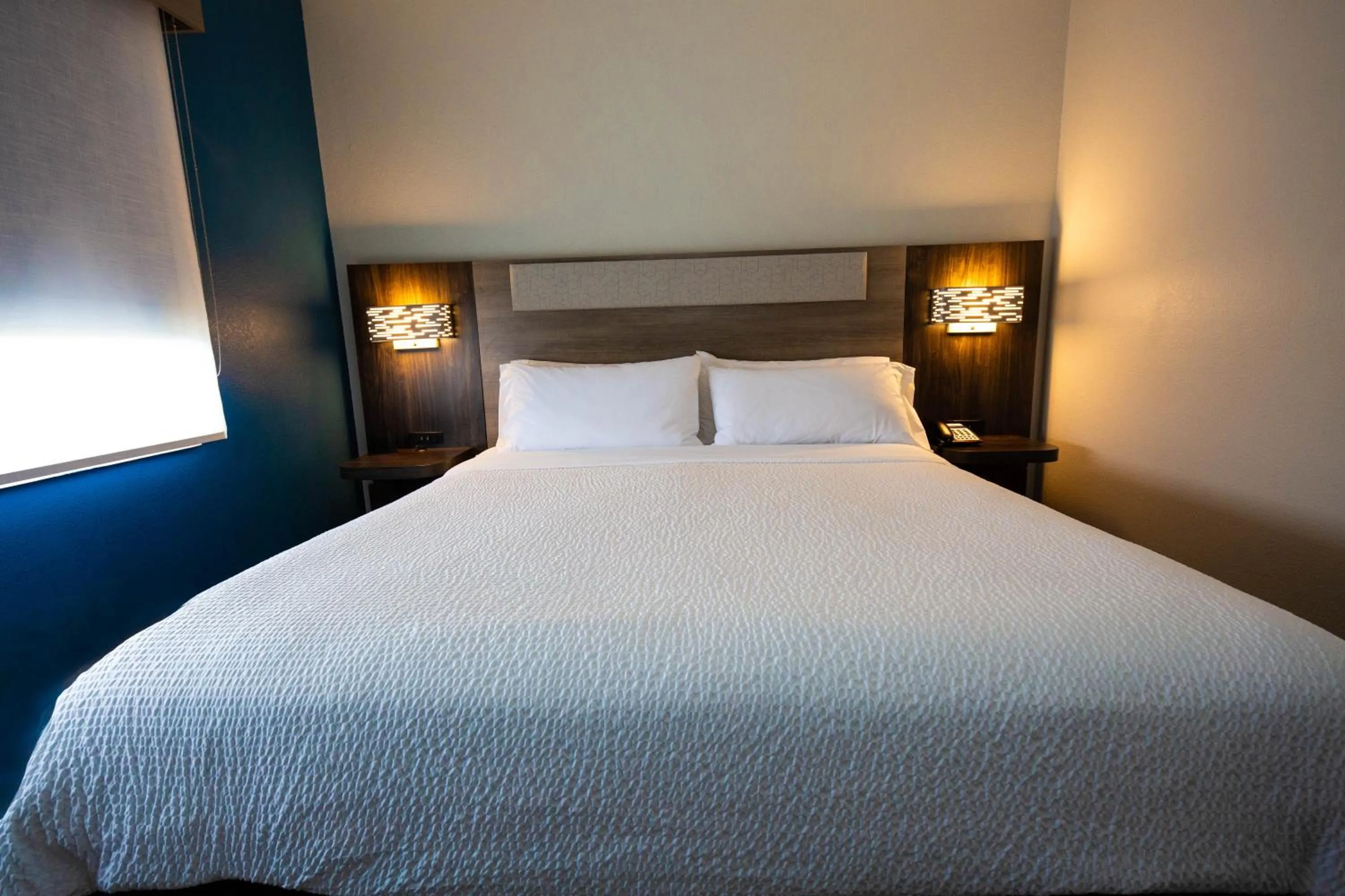 Bed in Holiday Inn Express - Canyon by IHG