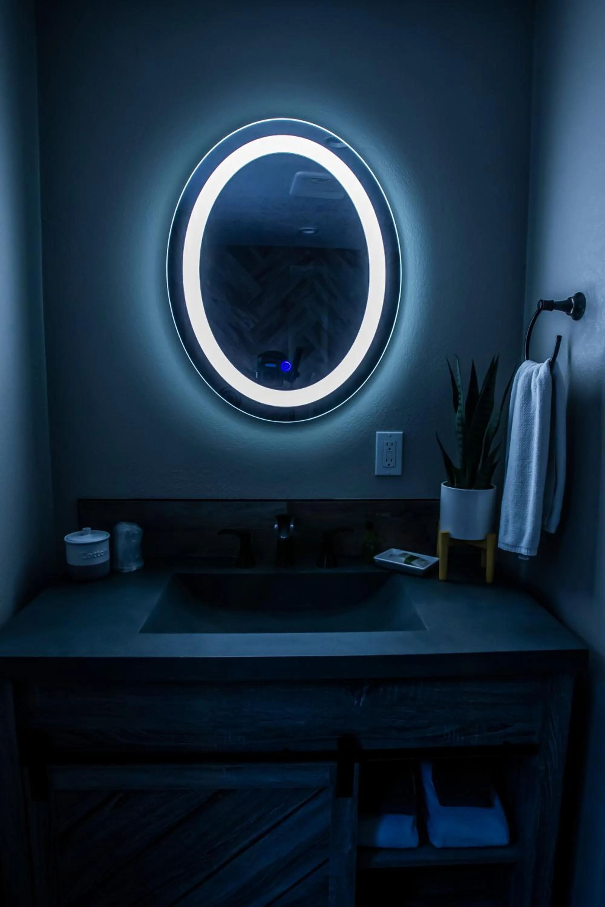 Bathroom in Hotel California