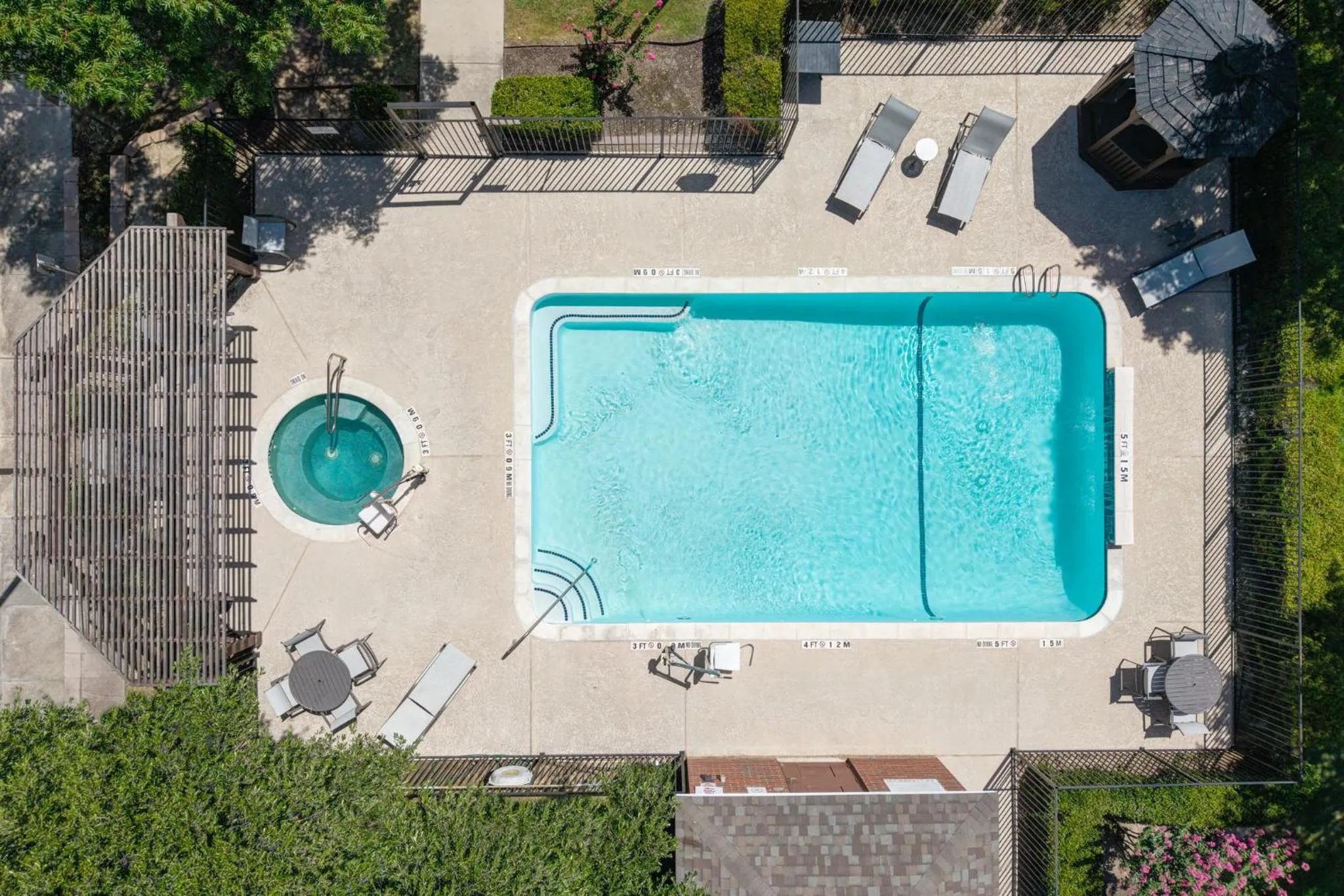 Swimming pool in Holiday Inn Express Hotel & Suites Dallas - Grand Prairie I-20 by IHG