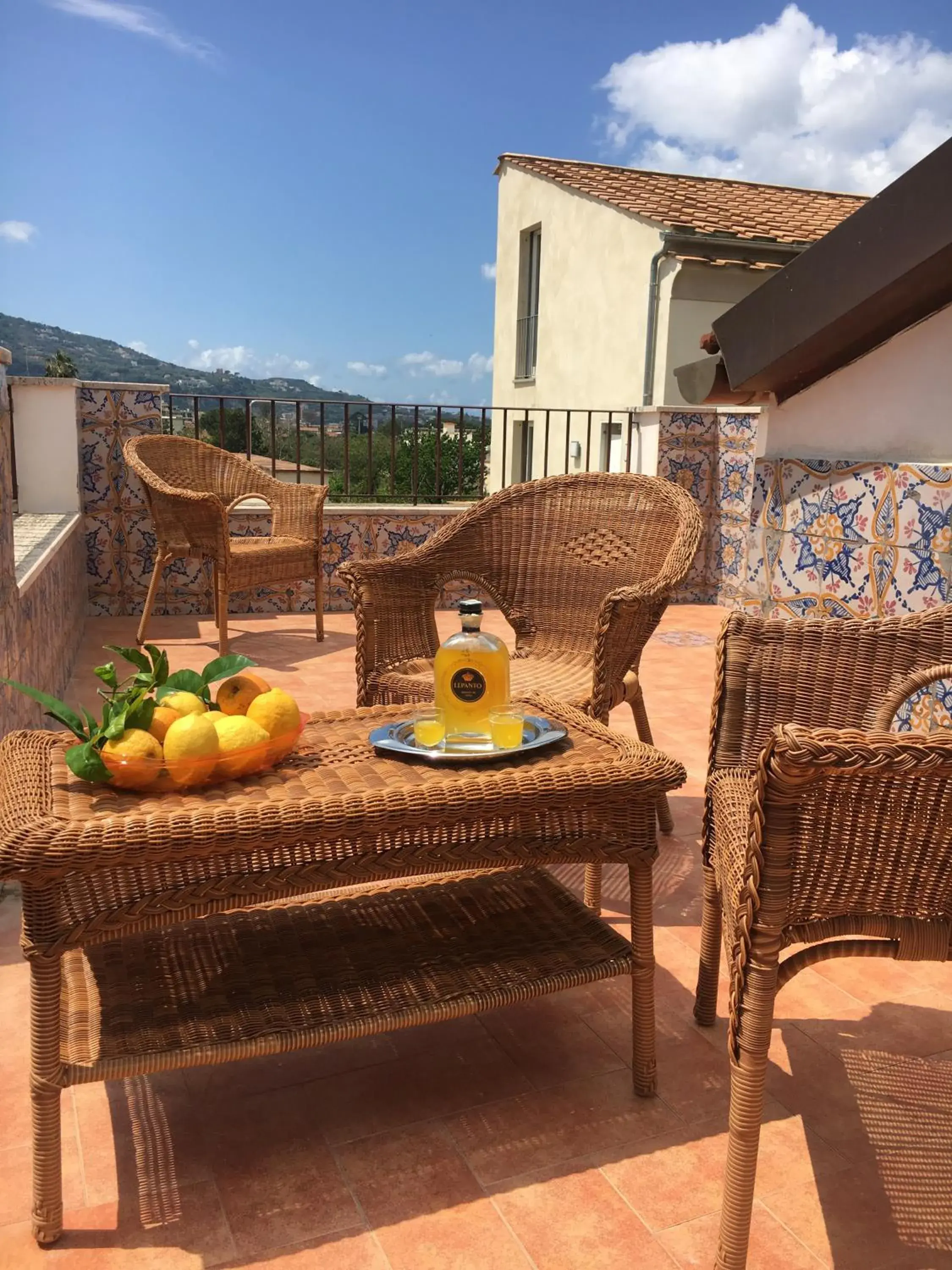 Apartment with Terrace in Maison de Charme Iommella Apartment with Terrace in Maison de Charme Iommella