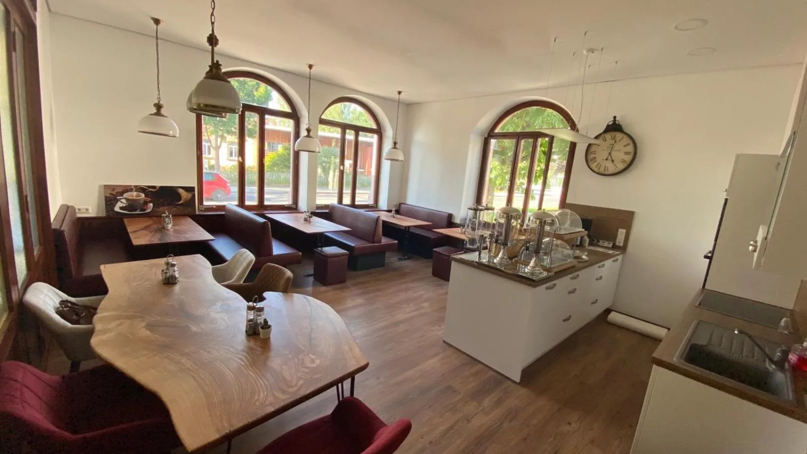 Restaurant/places to eat in Uhldinger-Hof