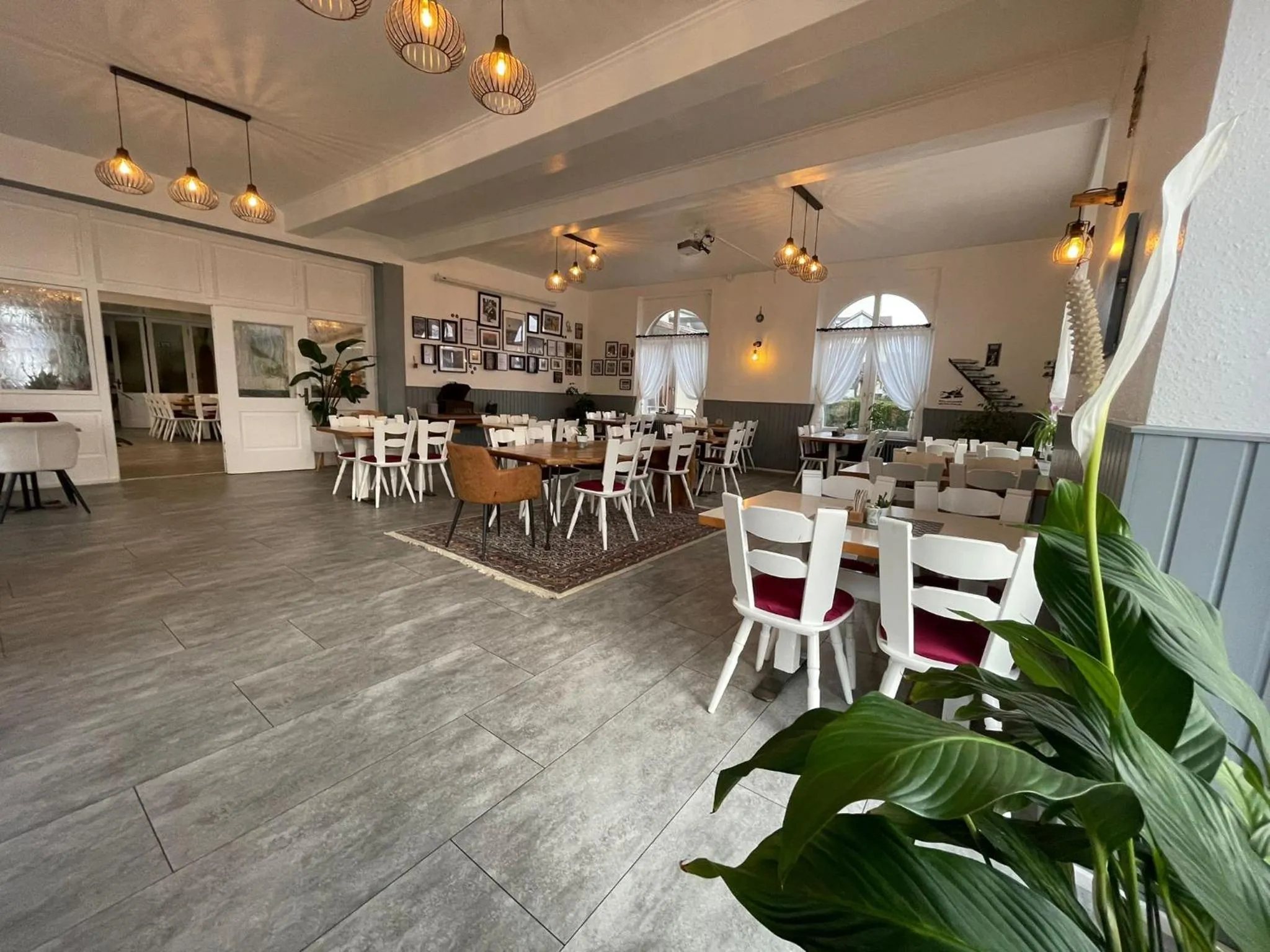 Restaurant/places to eat in Uhldinger-Hof