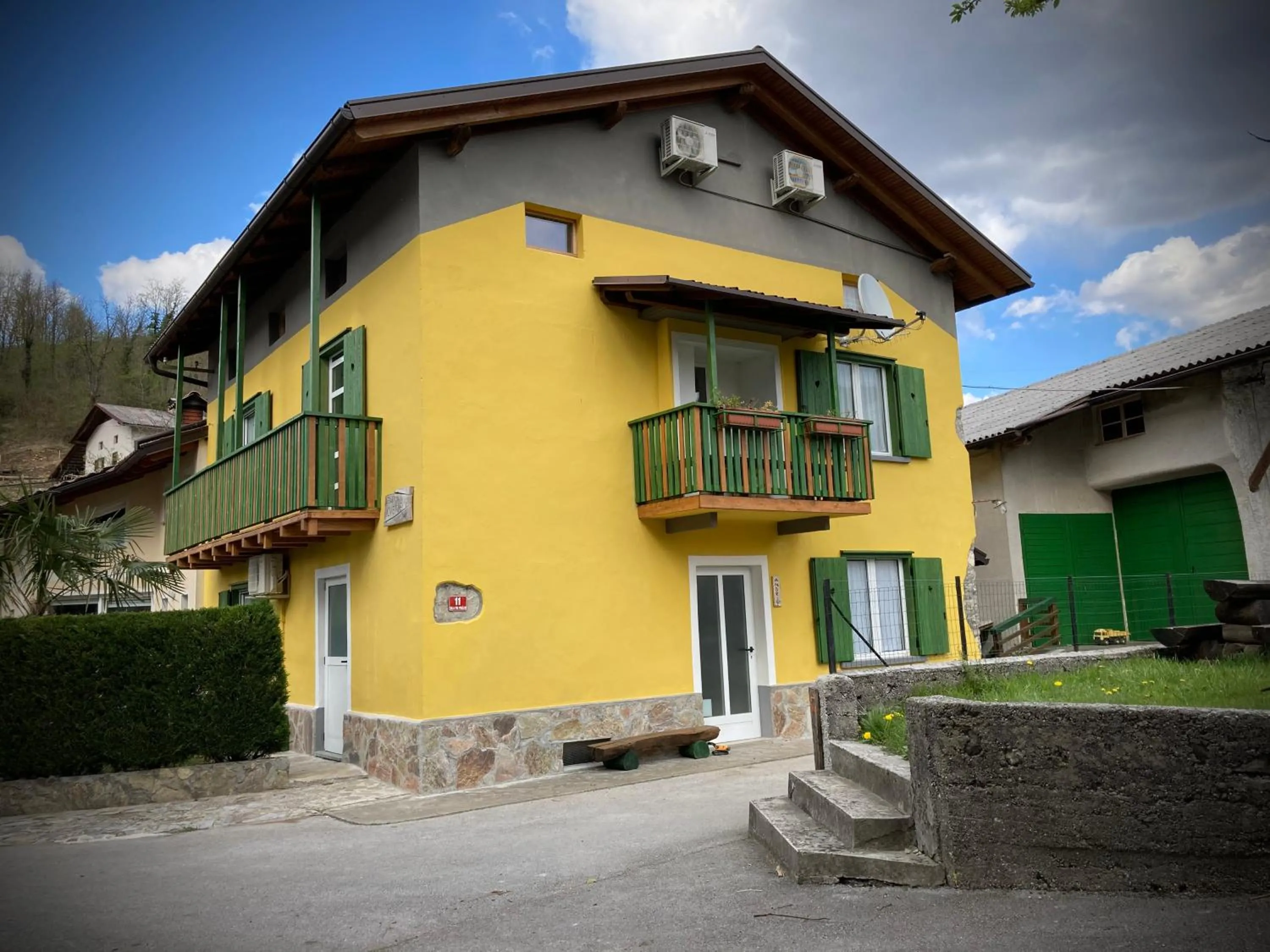 Farmhouse Cvetje