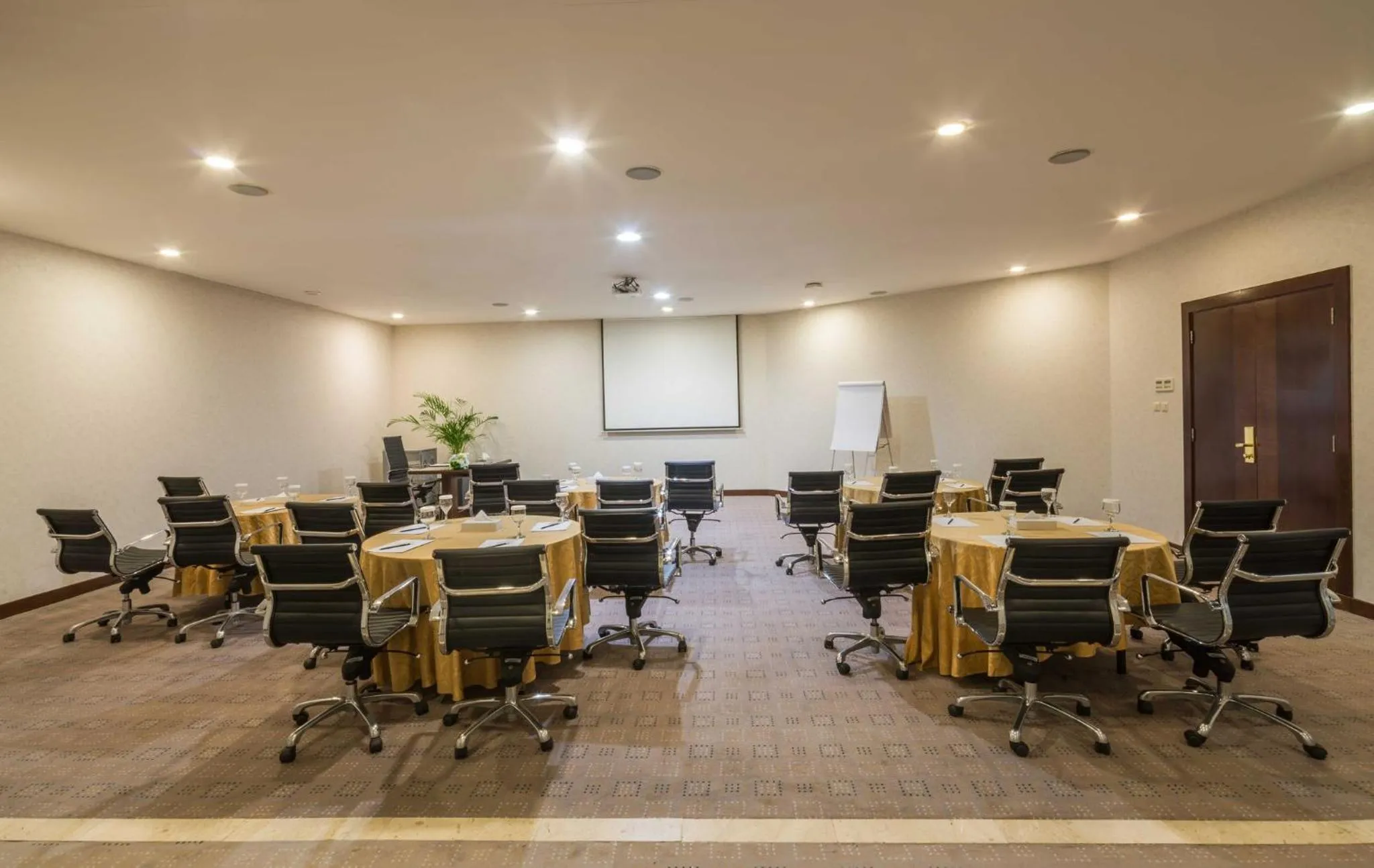 Meeting/conference room in Holiday Inn Riyadh Al Qasr by IHG