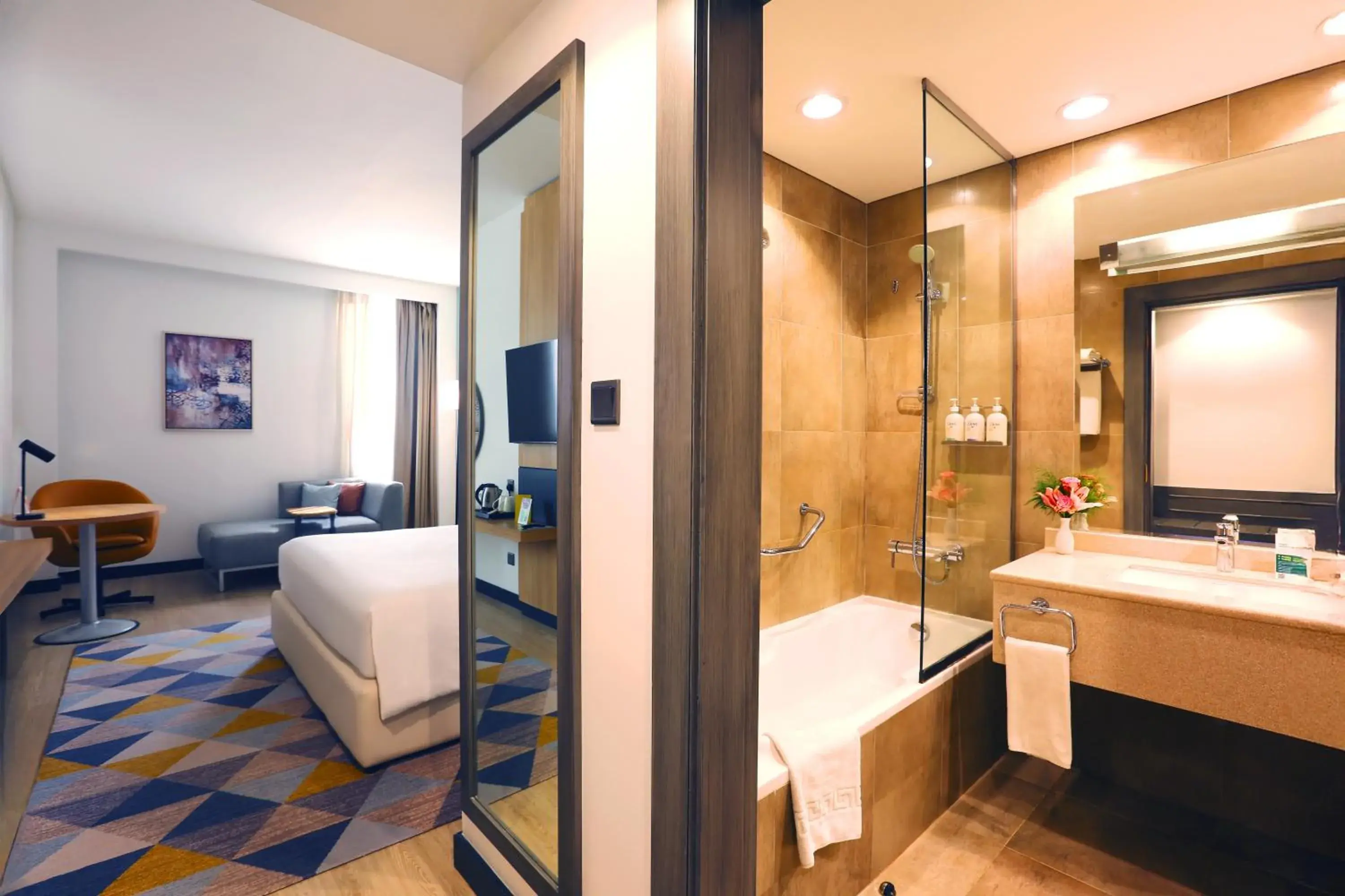 Bedroom in Holiday Inn Riyadh Al Qasr by IHG Bedroom in Holiday Inn Riyadh Al Qasr by IHG