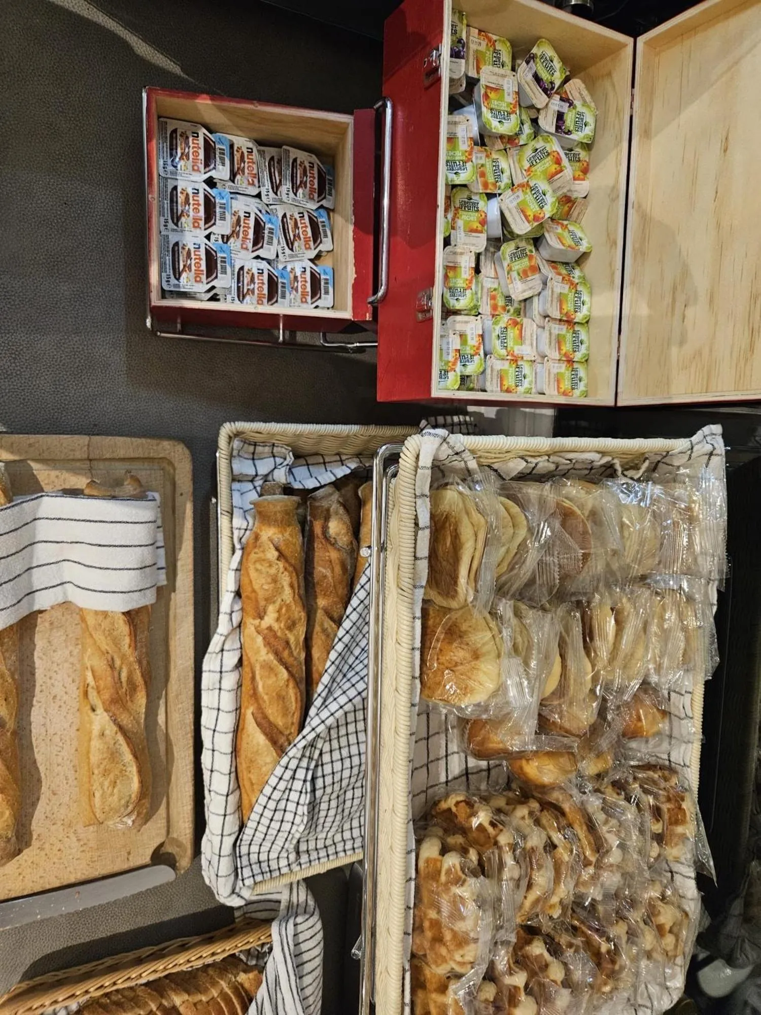 Breakfast in Hotel Le Bourgogne