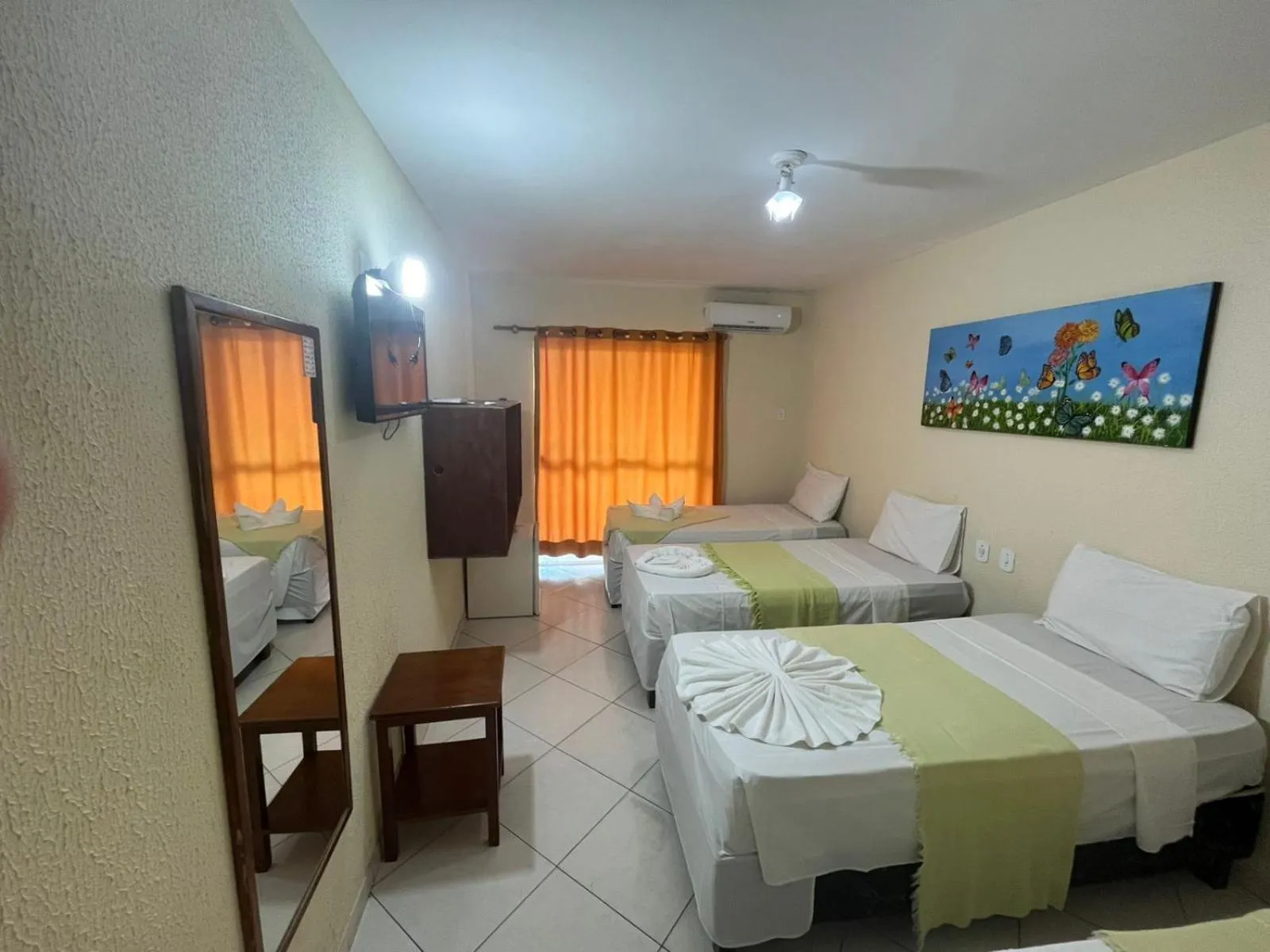 Bed in Hotel Porto Garden