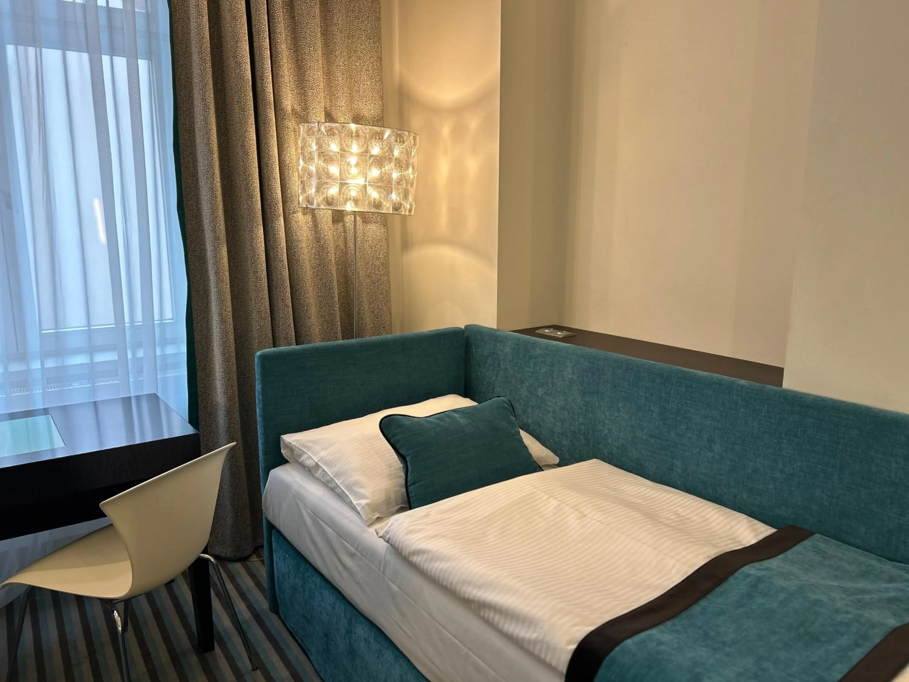 Bed in Red & Blue Design Hotel Prague