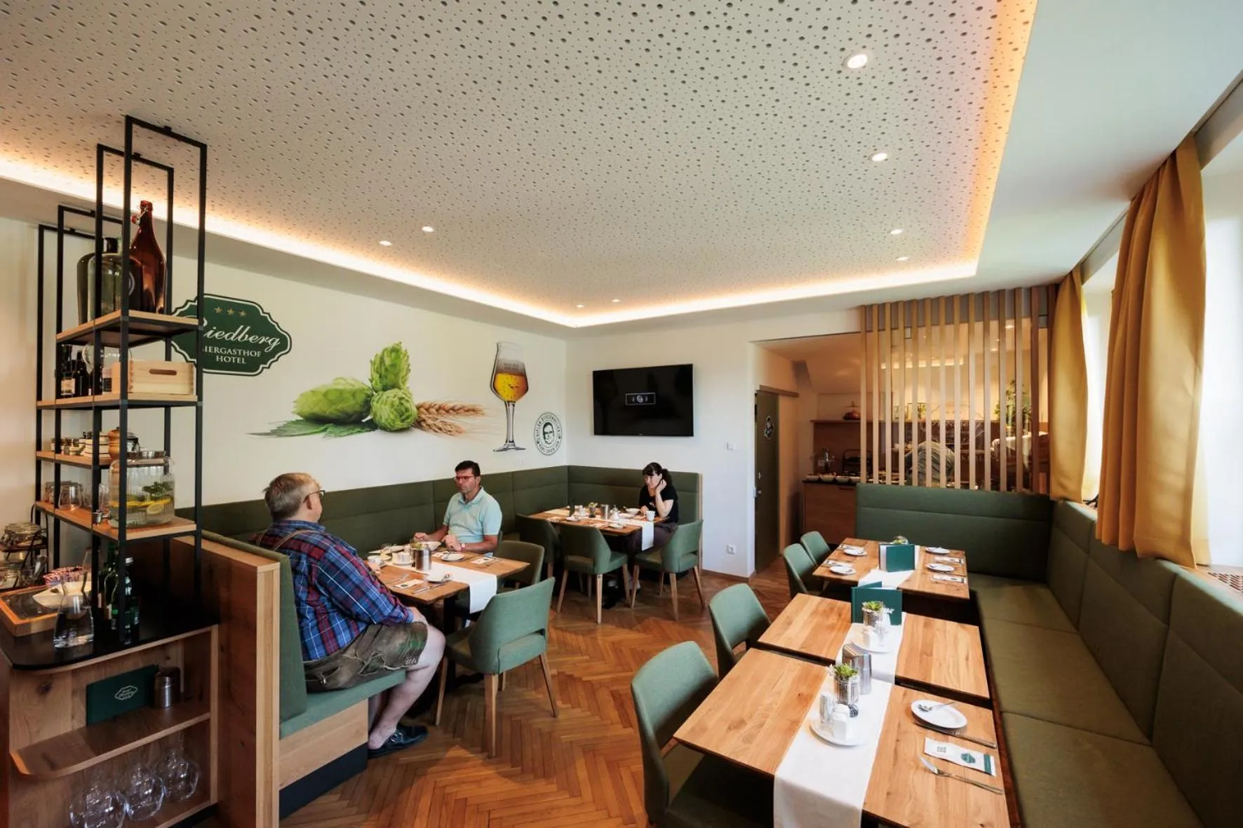 Restaurant/places to eat in Biergasthof Riedberg