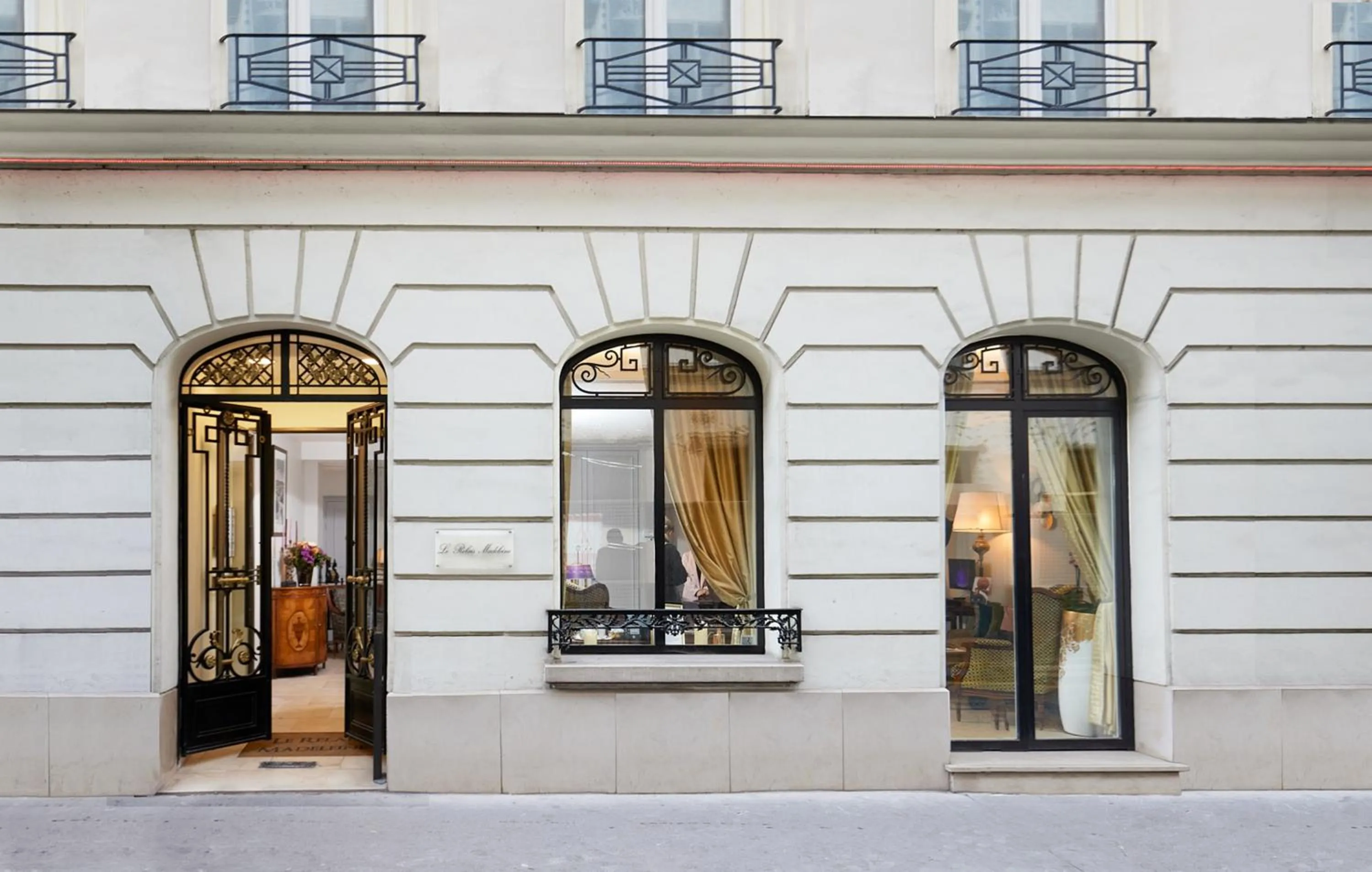 Facade/entrance in Le Relais Madeleine